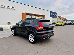 Volvo  XC40 B4 Ultra / Standheizung / Pixel-LED / Panodac