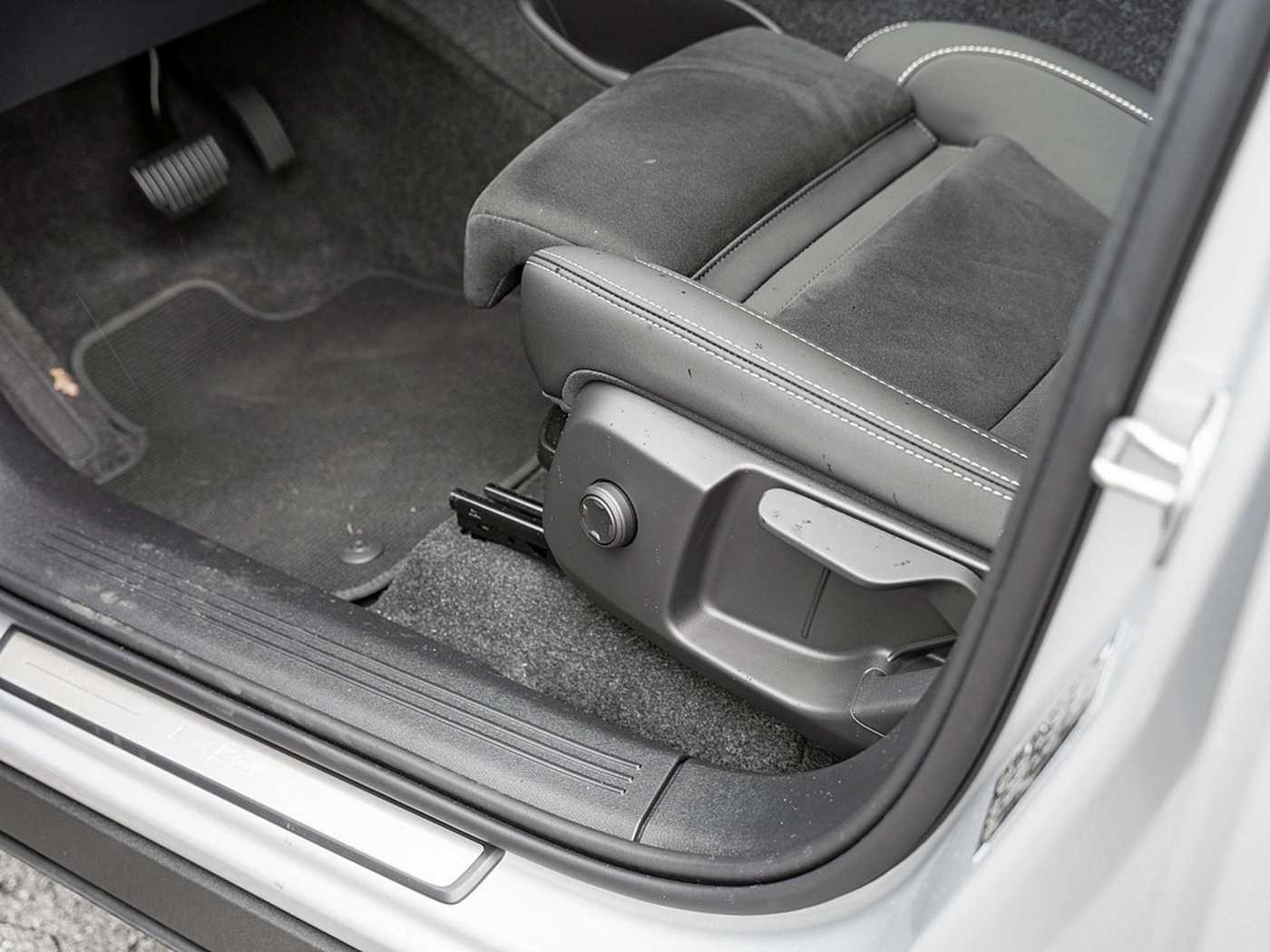 Volvo  Twin Plus Dark 20° H/K 360° AHK