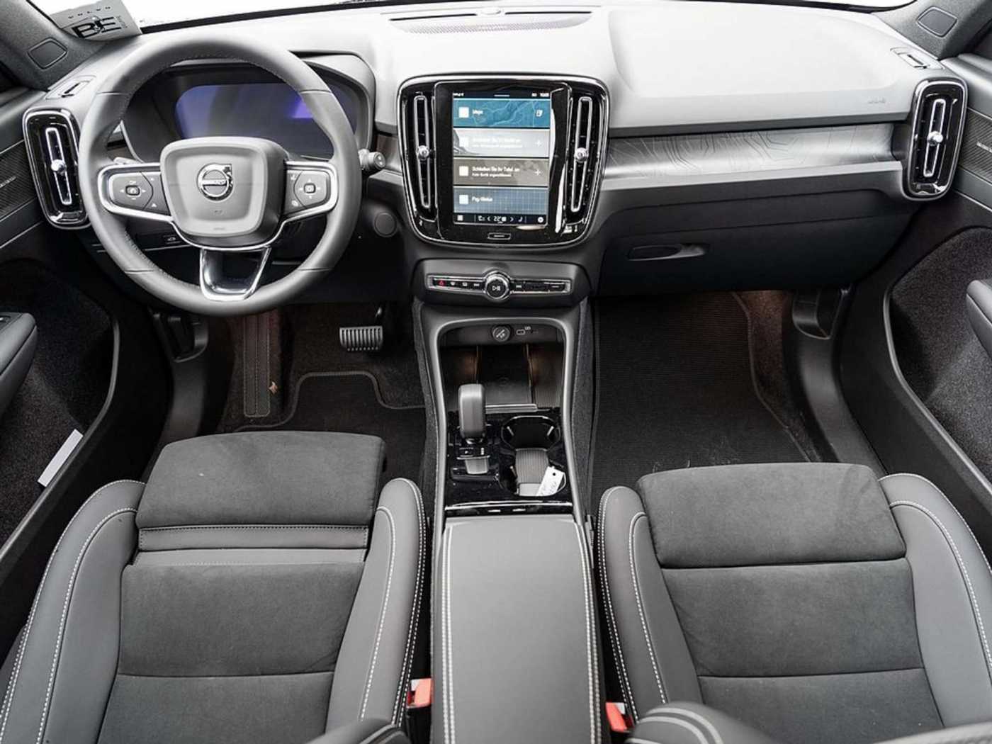 Volvo  Twin Plus Dark 20° H/K 360° AHK