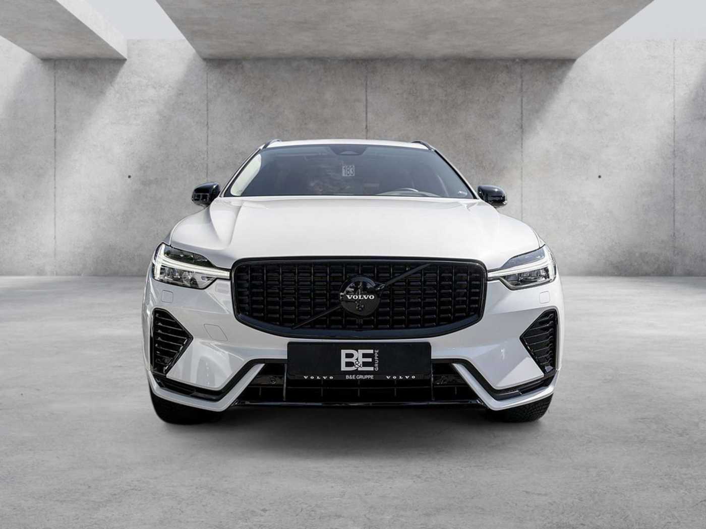 Volvo  T6 Plus Dark Recharge AWD GJR PANO 360°