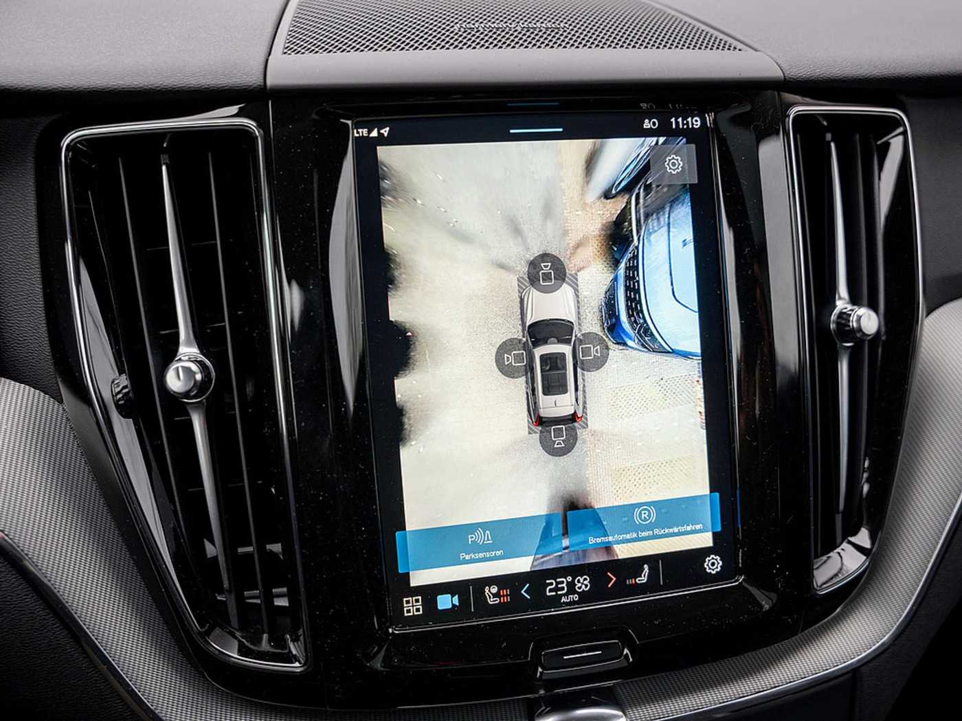 Volvo  T6 Plus Dark Recharge AWD GJR PANO 360°