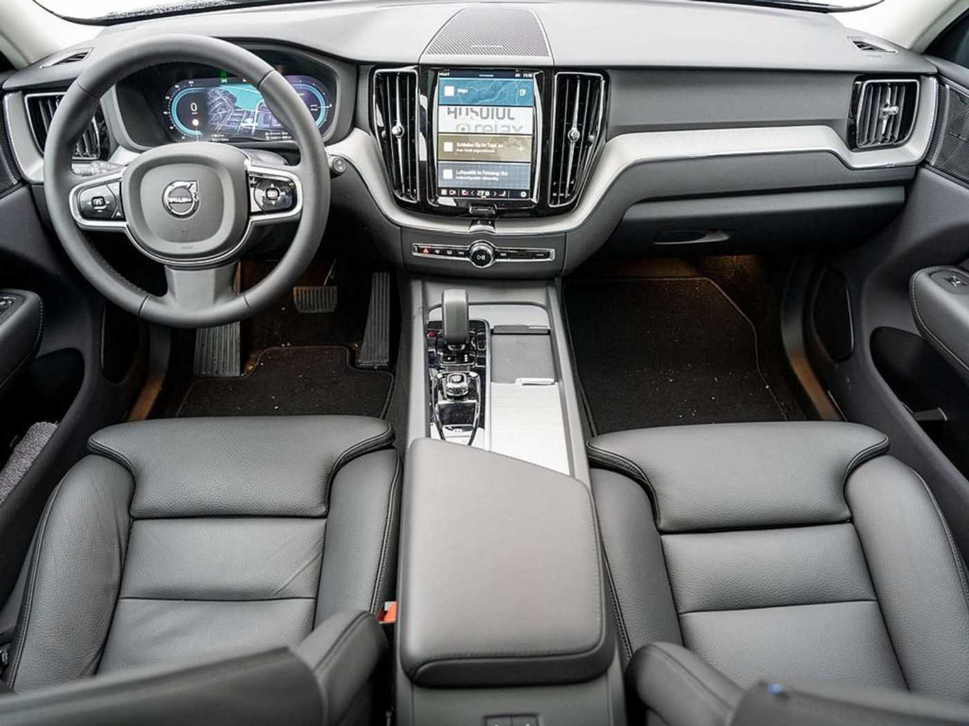 Volvo  T6 Plus Dark Recharge AWD GJR PANO 360°