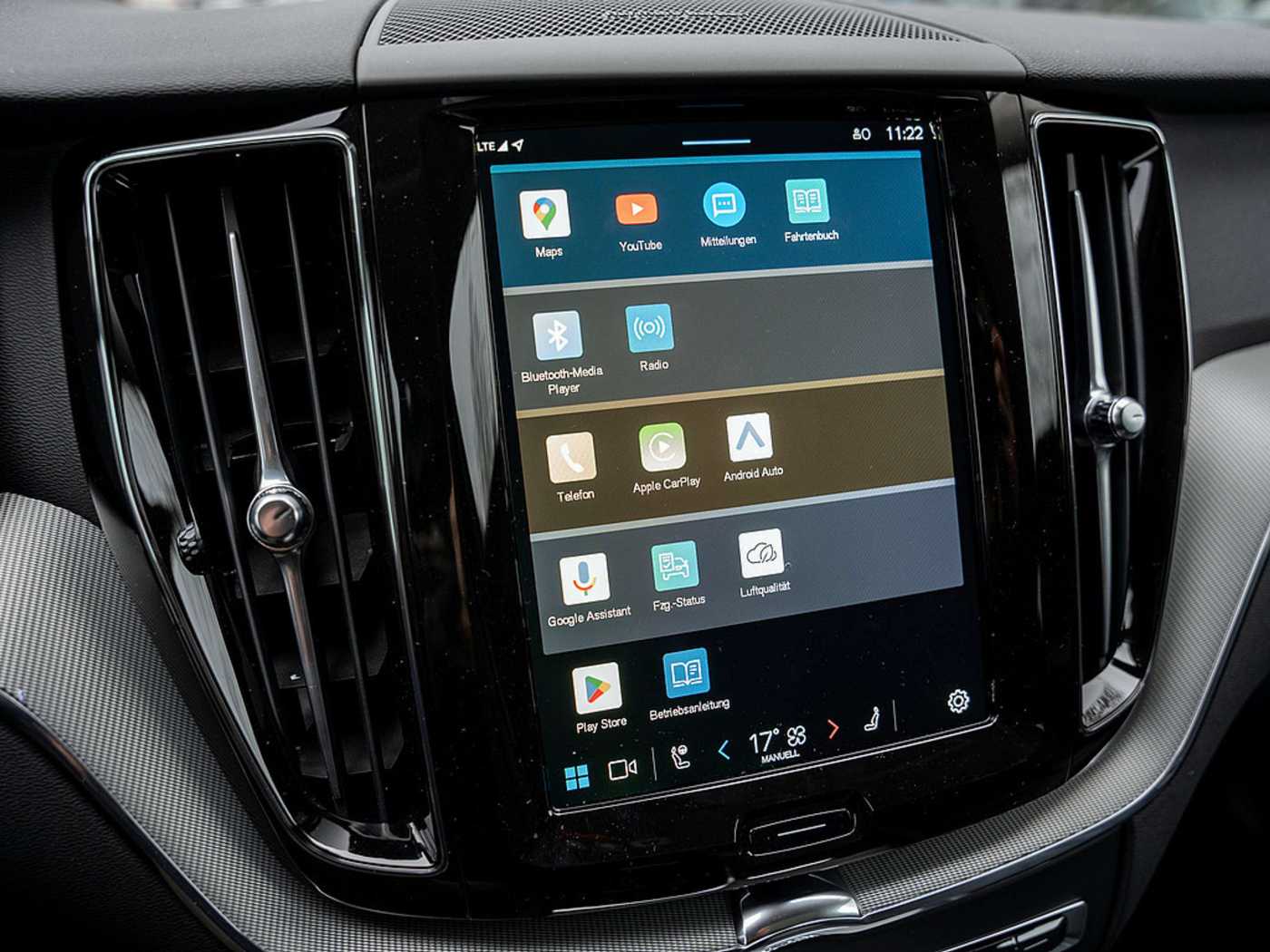 Volvo  T6 Plus Dark Recharge AWD GJR PANO 360°