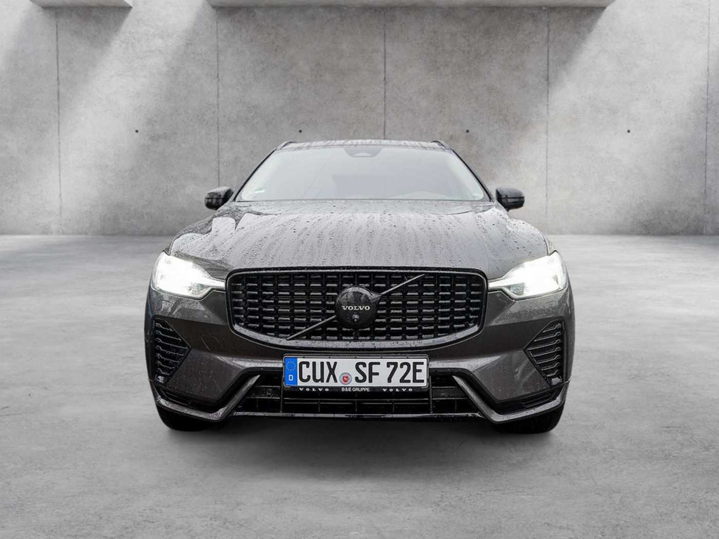 Volvo  T6 Plus Dark Recharge AWD GJR PANO 360°