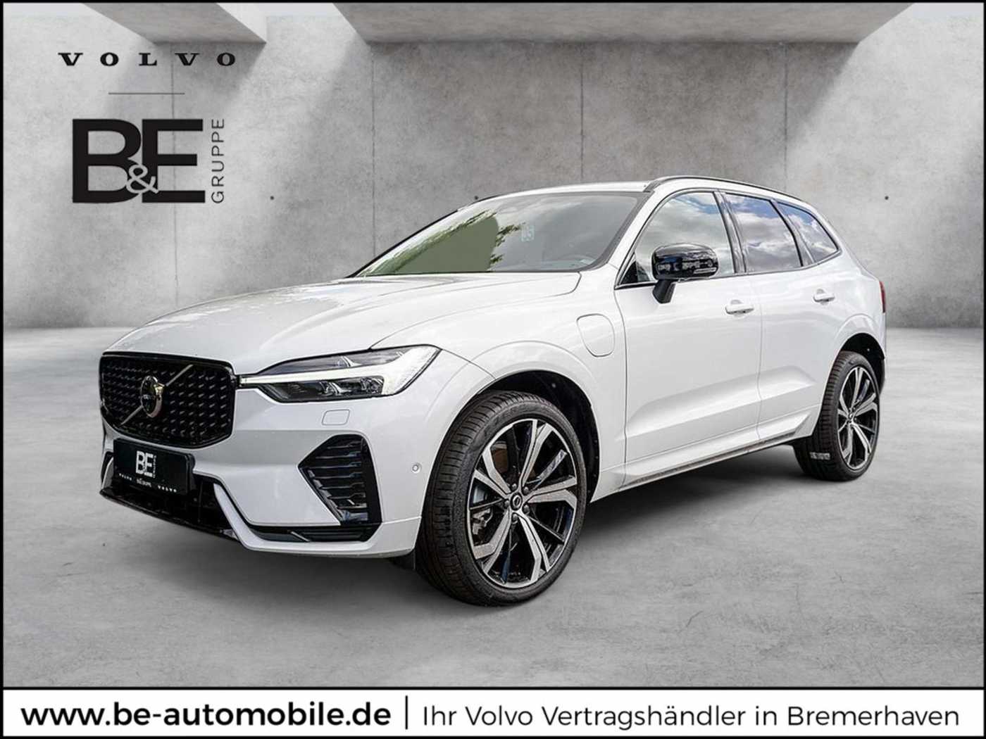 Volvo  T8 Ultra Dark Recharge Plug-In Hybrid AWD