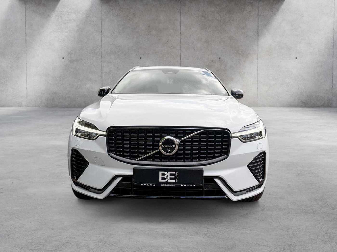 Volvo  T8 Ultra Dark Recharge Plug-In Hybrid AWD