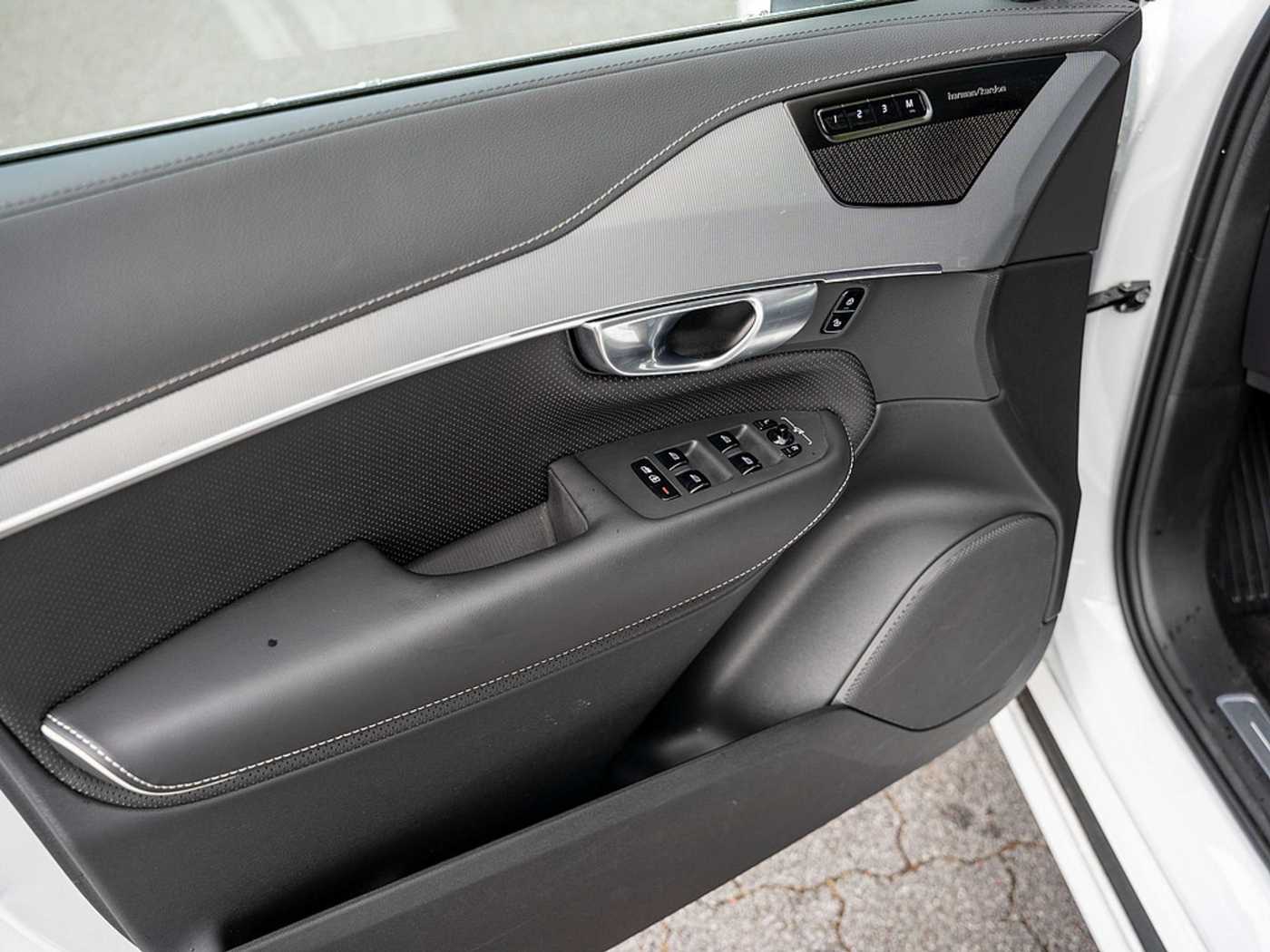 Volvo  T8 Bright Plug-In Hybrid 360° H/K PANO