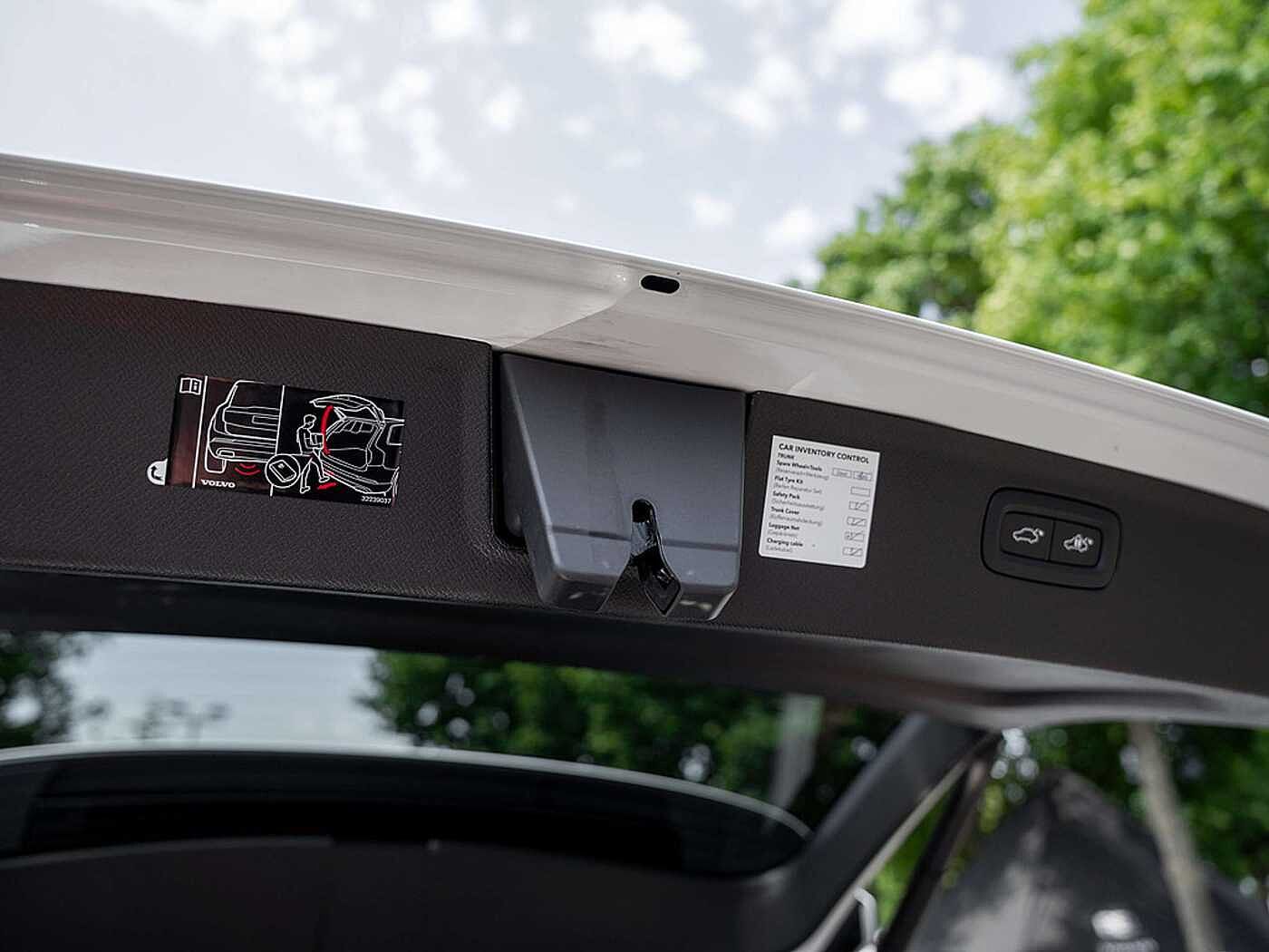 Volvo  T8 Bright Plug-In Hybrid 360° H/K PANO