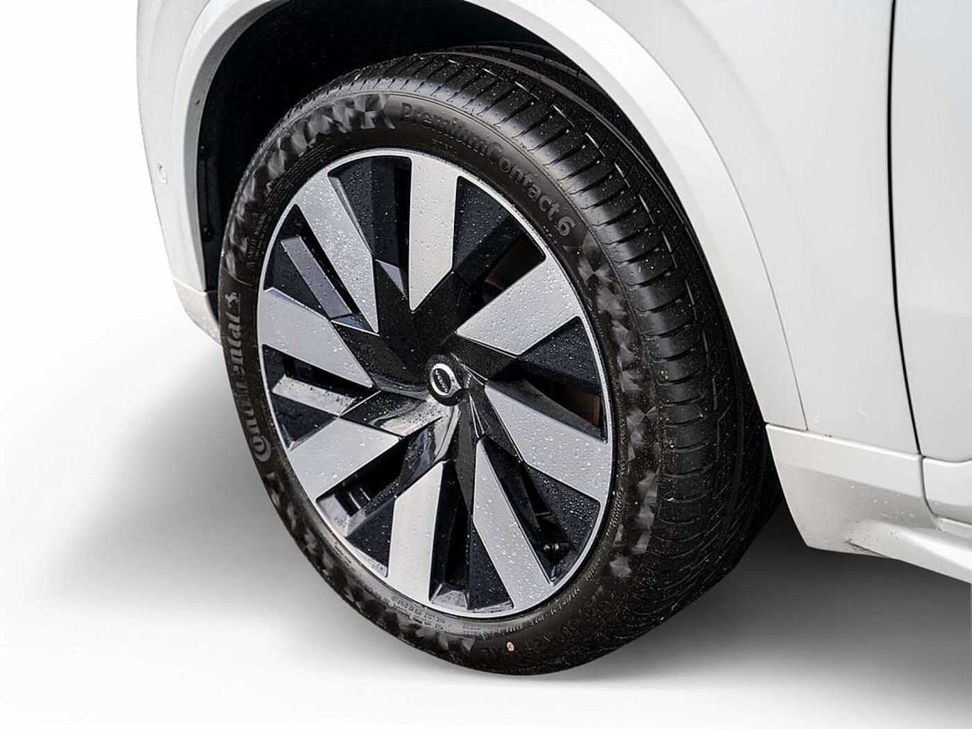 Volvo  T8 Ultra Bright Recharge 360° 7-SITZER
