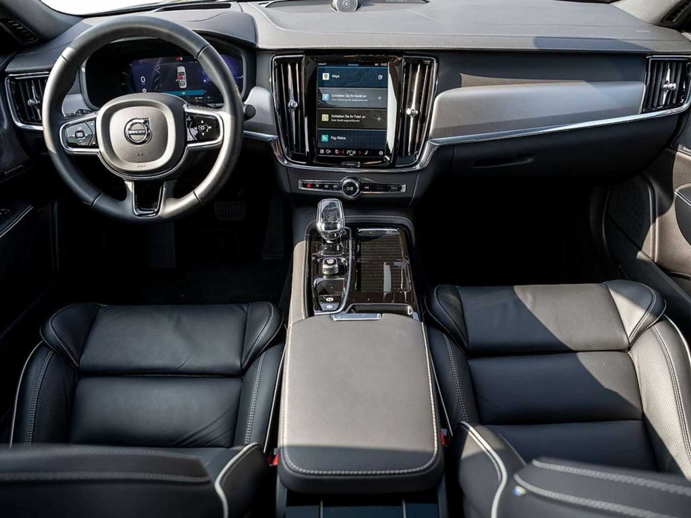 Volvo  T8 Ultimate Dark ACC HGSD B&W HUD 360°