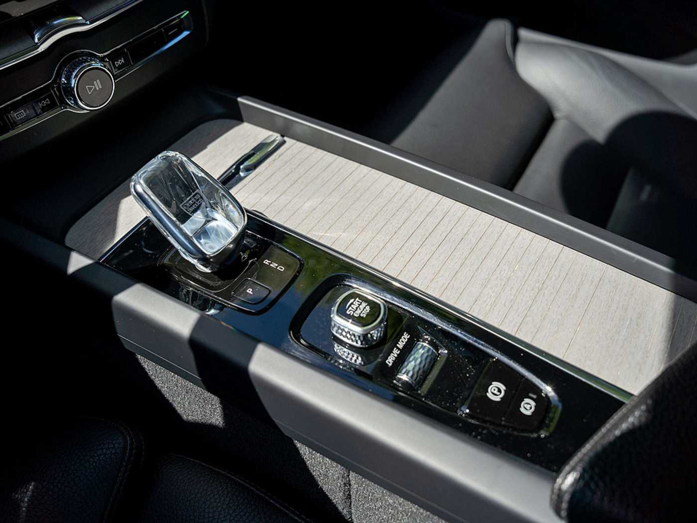 Volvo  T6 Inscription Recharge AWD AHK