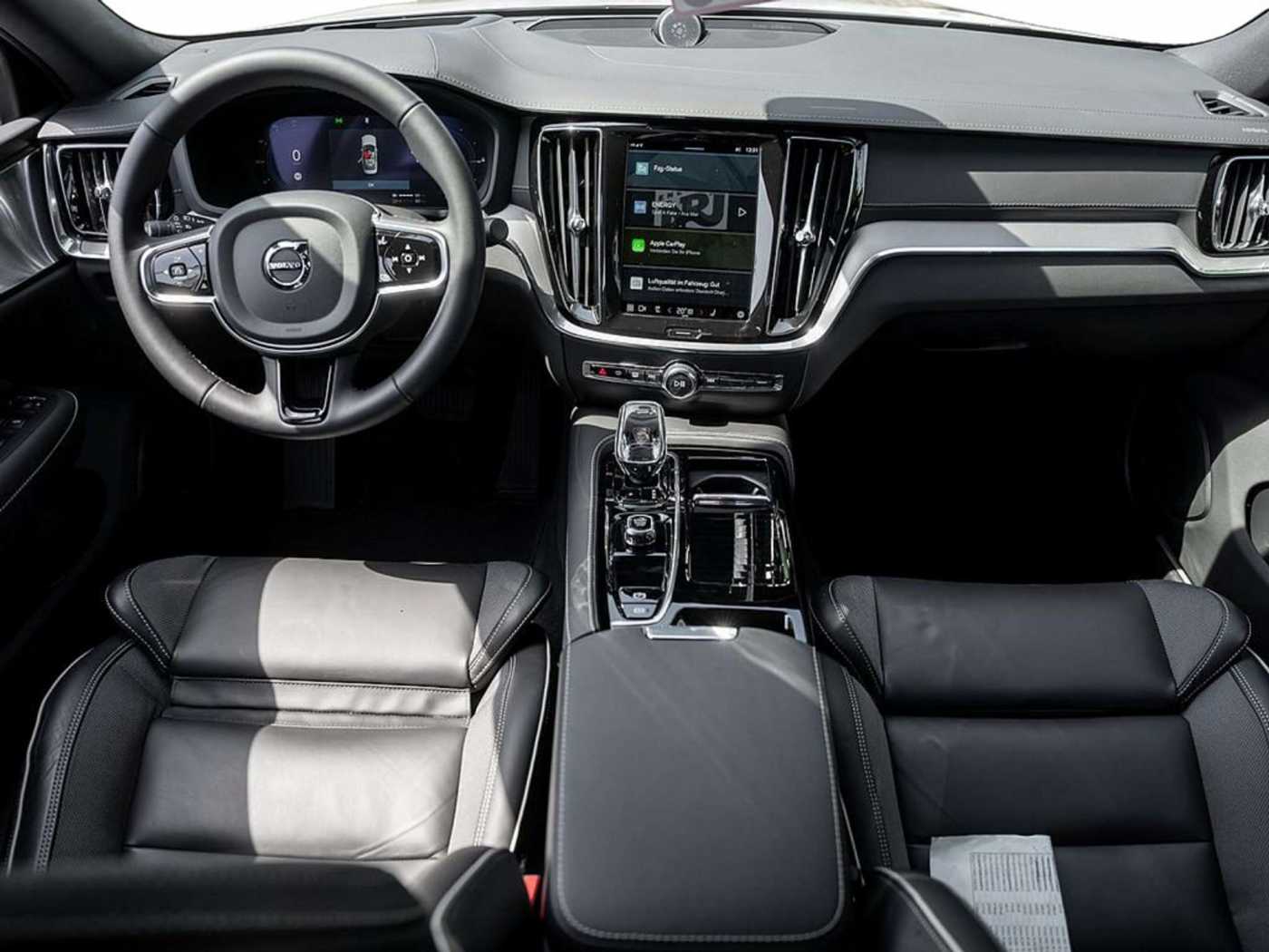 Volvo  T8 AWD Ultimate Dark AWD 360° B&W PANO