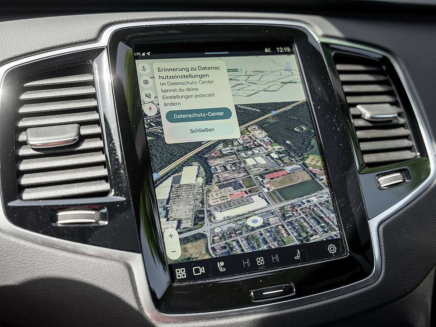 Volvo  T8 Plus Bright Recharge Plug-In Hybrid AWD