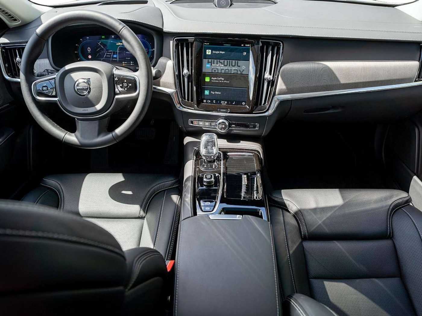 Volvo  T8 Ultimate Dark Recharge AWD 360° HUD