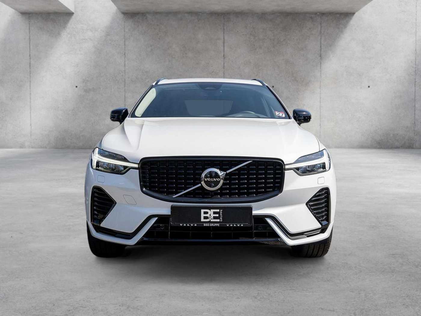 Volvo  T6 Plus Dark Recharge Plug-In Hybrid AWD
