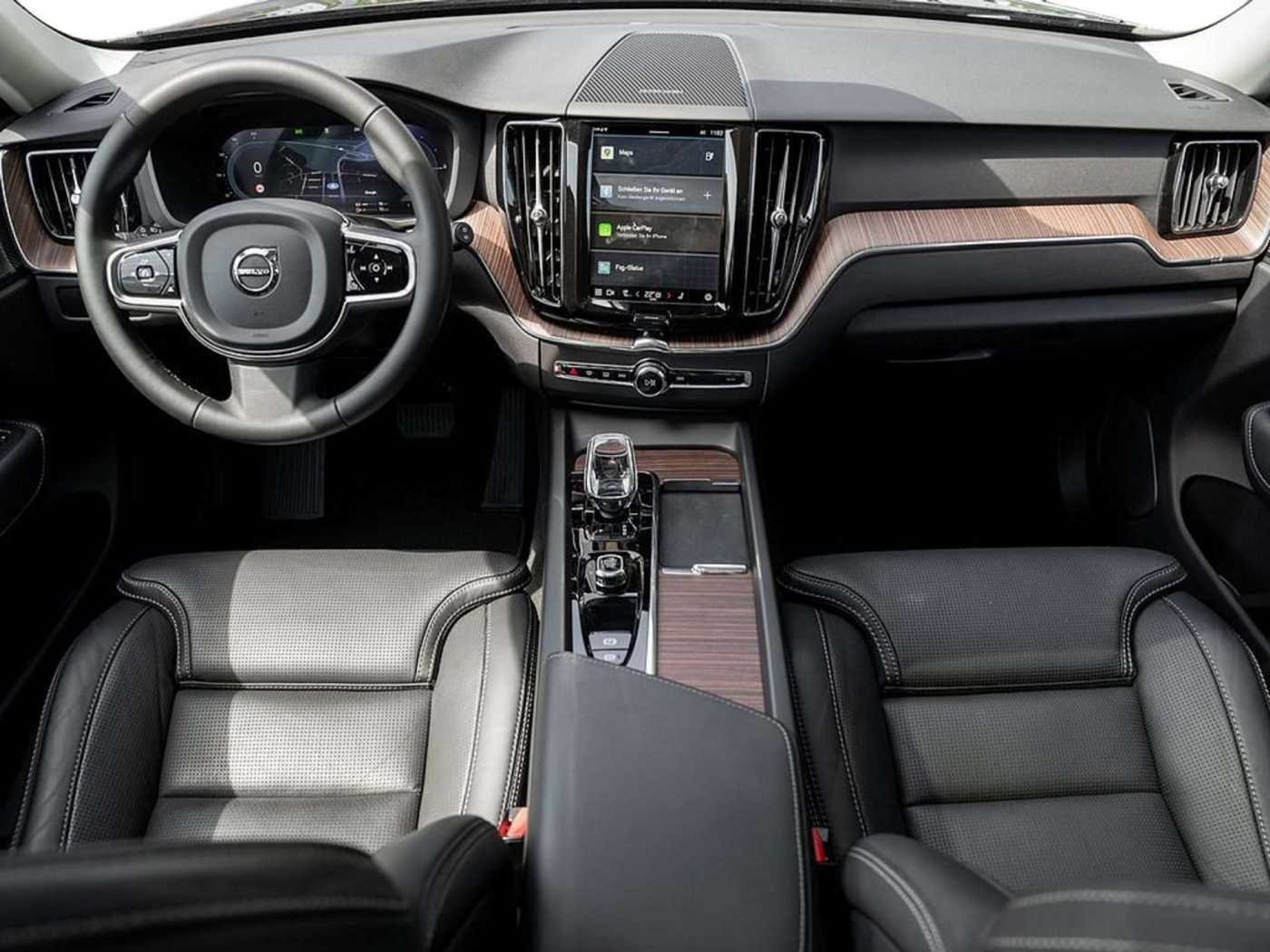 Volvo  T8 Plus Bright Recharge AWD PANO 360°