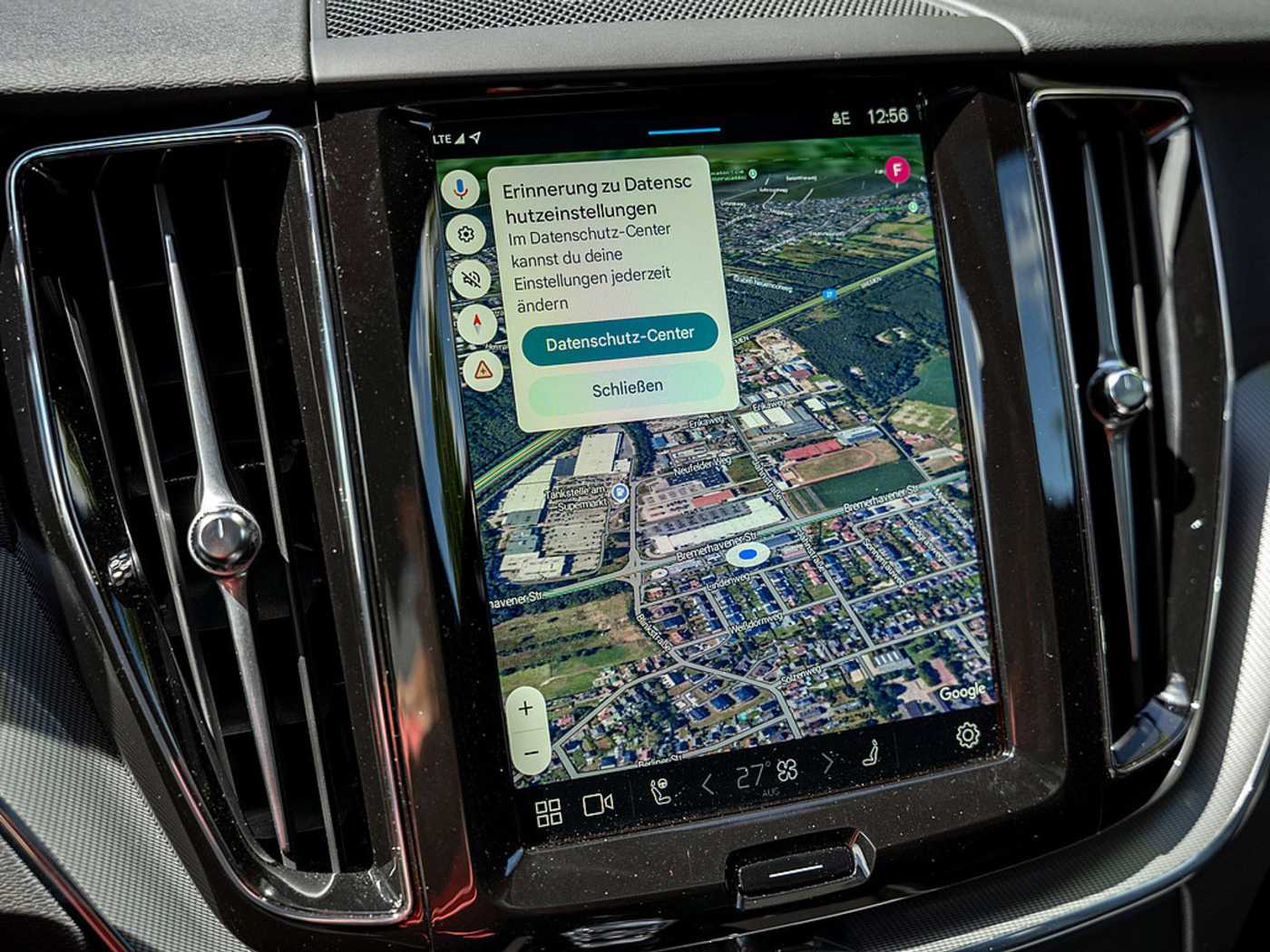 Volvo  T8 Plus Black Edition Recharge Plug-In Hybrid AWD
