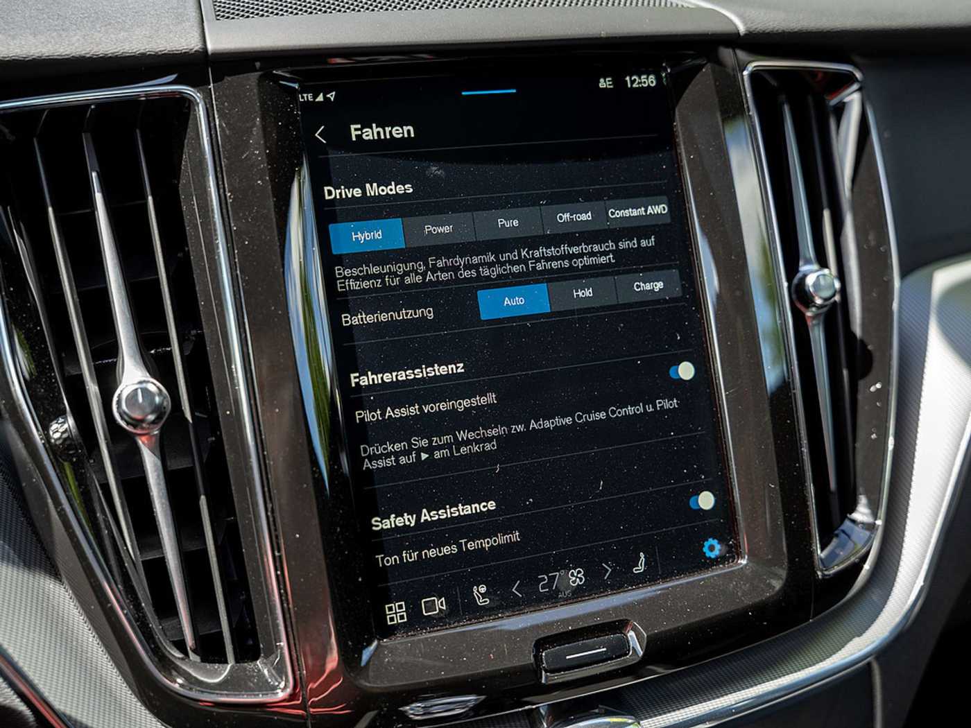 Volvo  T8 Plus Black Edition Recharge Plug-In Hybrid AWD