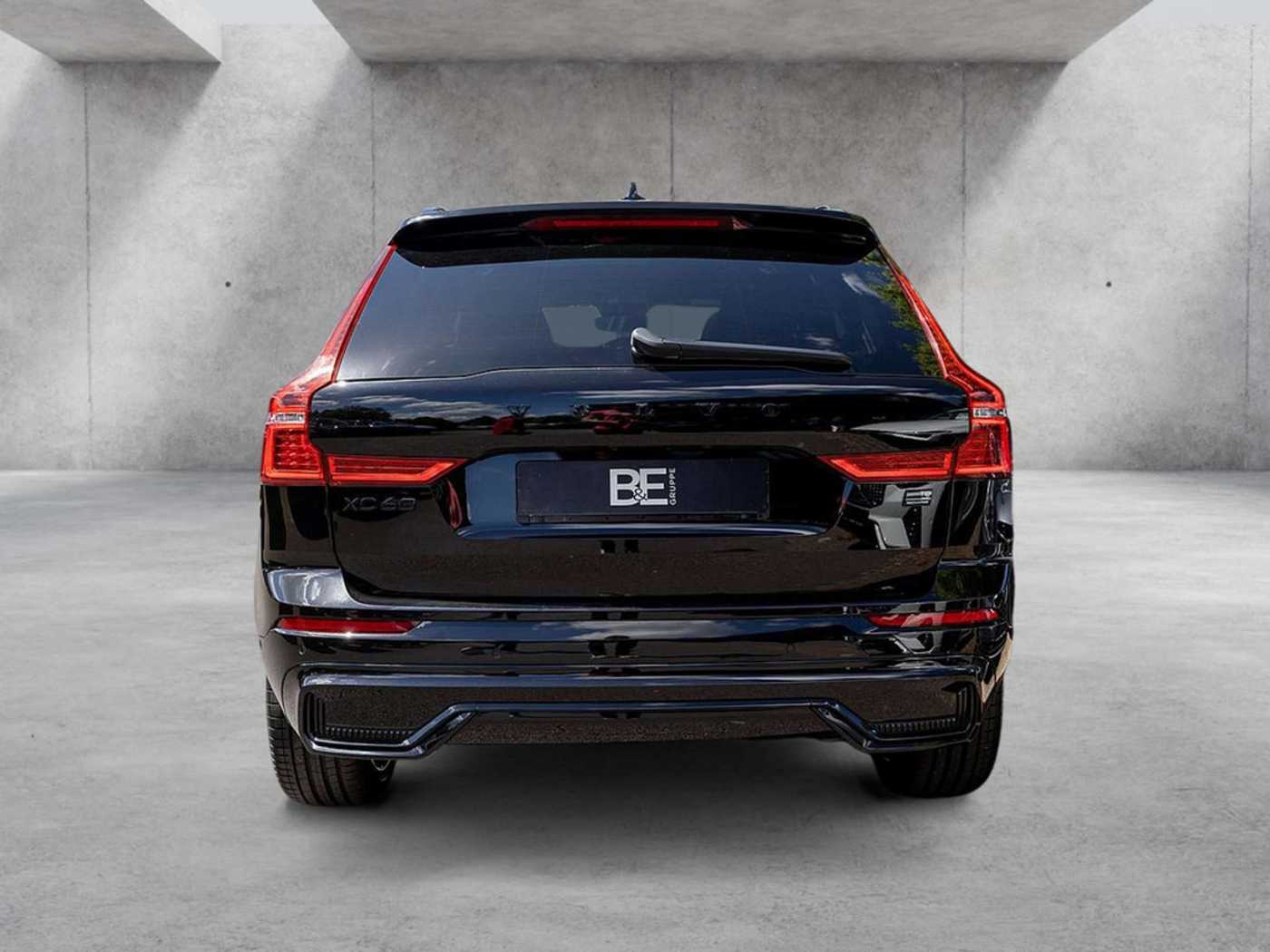 Volvo  T8 Plus Black Edition Recharge Plug-In Hybrid AWD