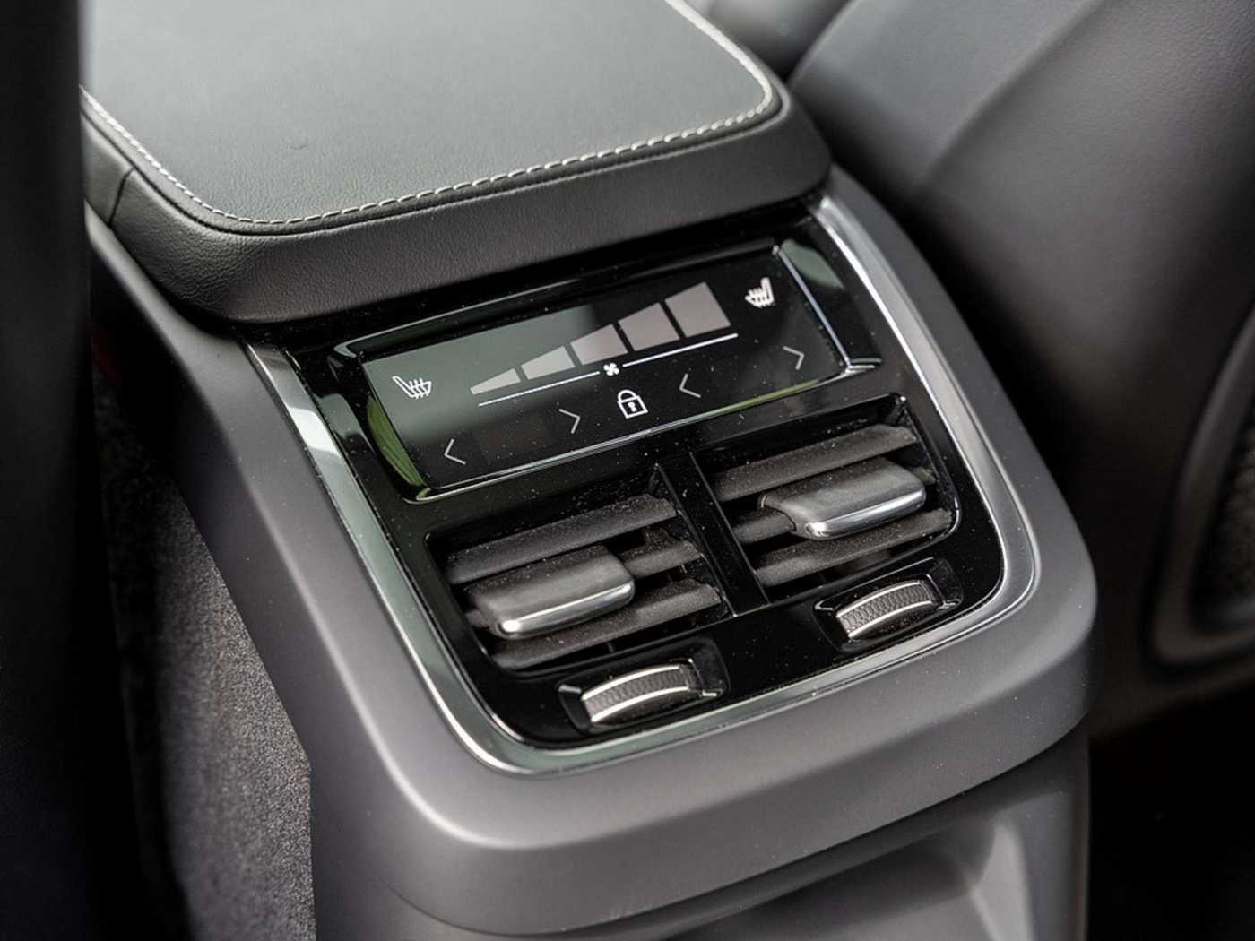 Volvo  T8 Plus Bright Recharge Plug-In AWD 360°