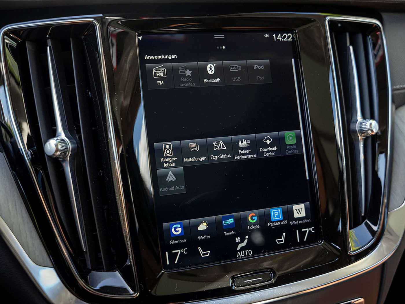 Volvo  T8 Inscription Recharge AWD HUD STANDHZ