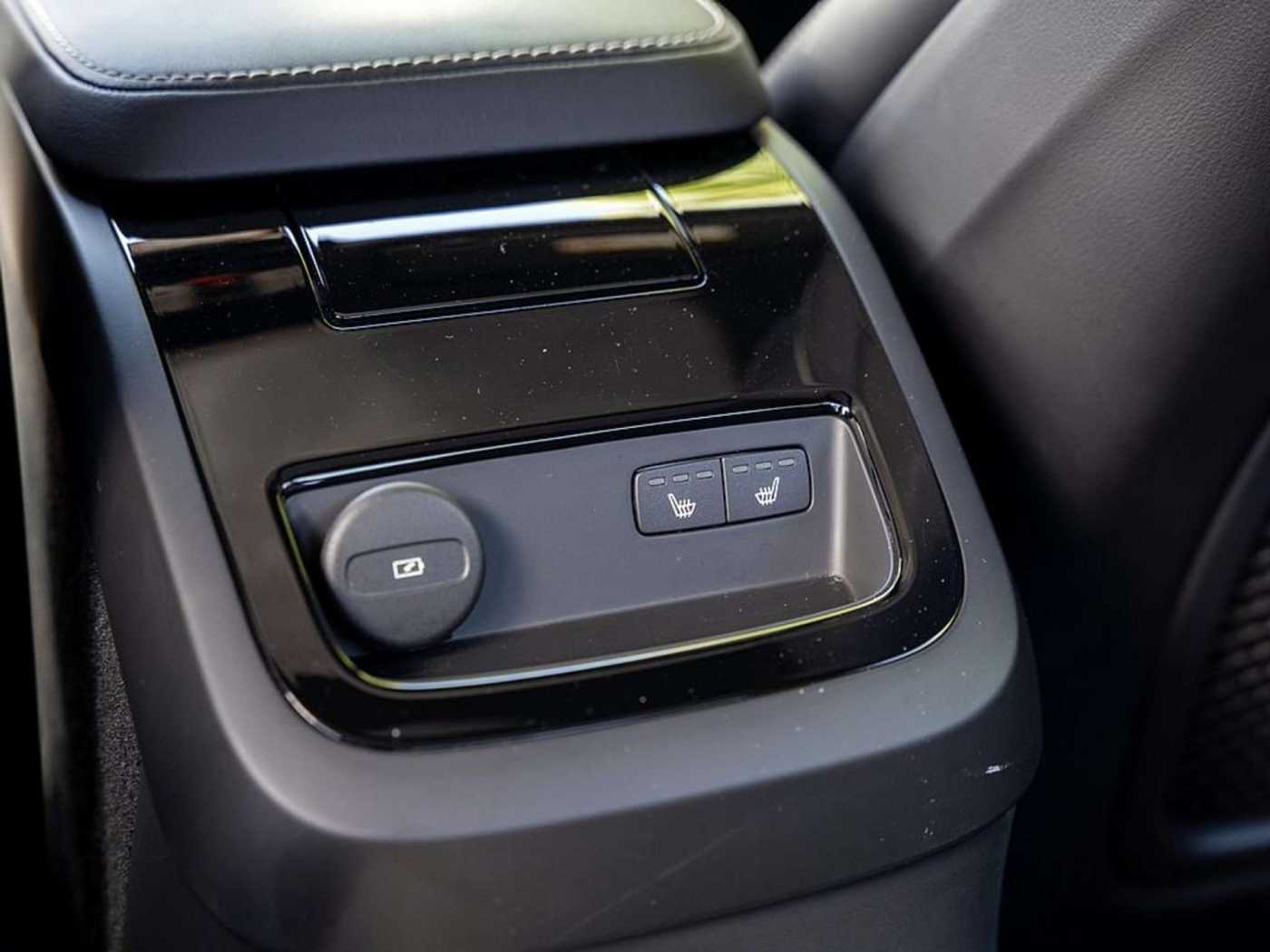 Volvo  T8 Ultimate Dark Recharge AWD HUD PANO