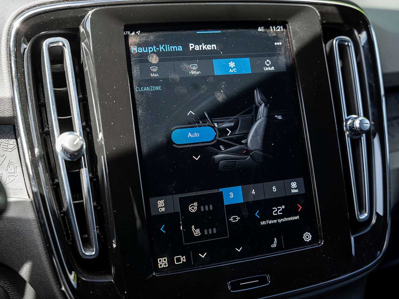 Volvo  Plus Recharge Pure Electric 2WD STANDHZ