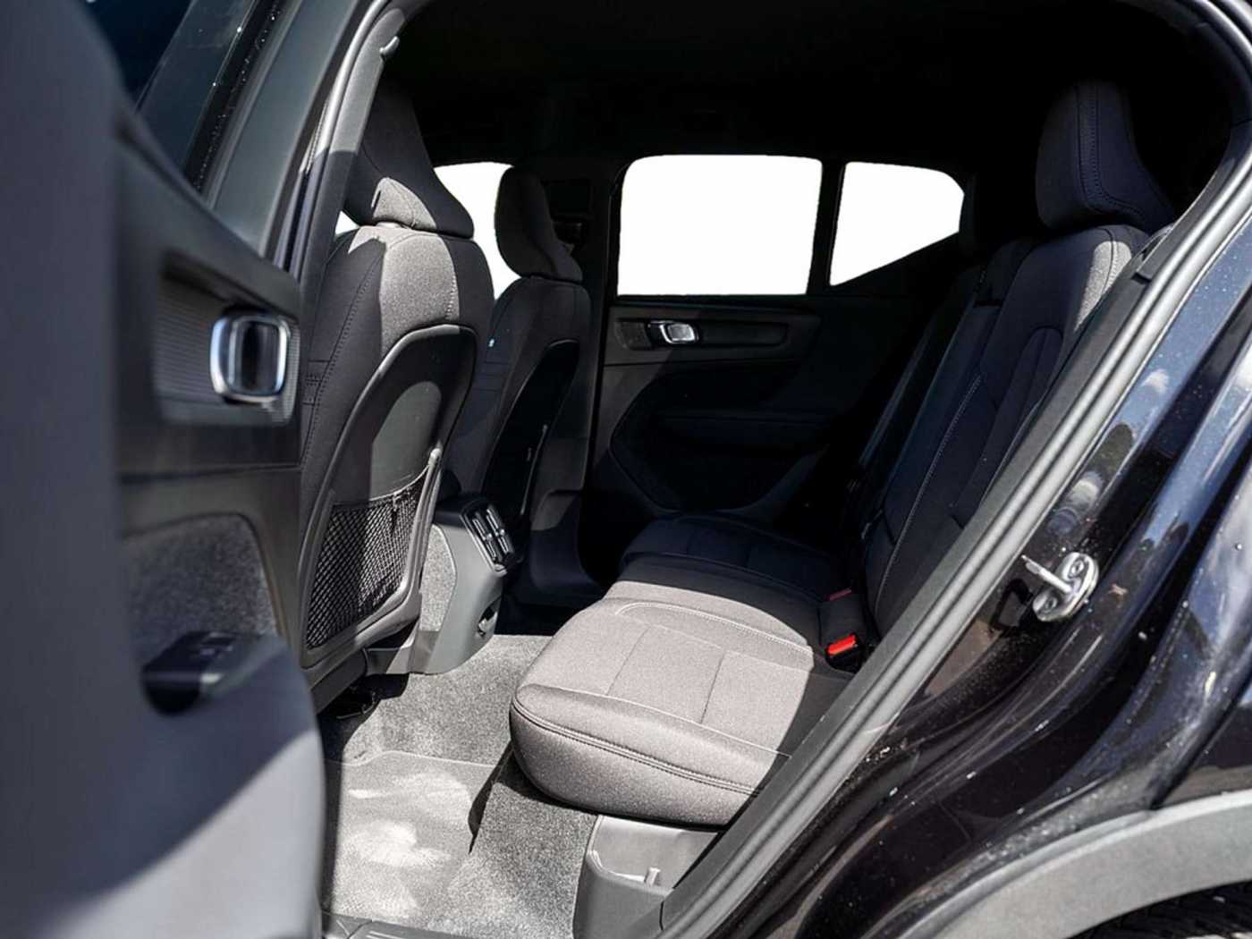 Volvo  Plus Recharge Pure Electric 2WD STANDHZ