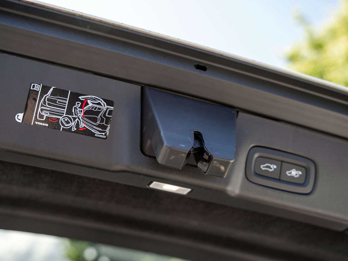 Volvo  B5 Ultimate AWD HUD STANDHZ