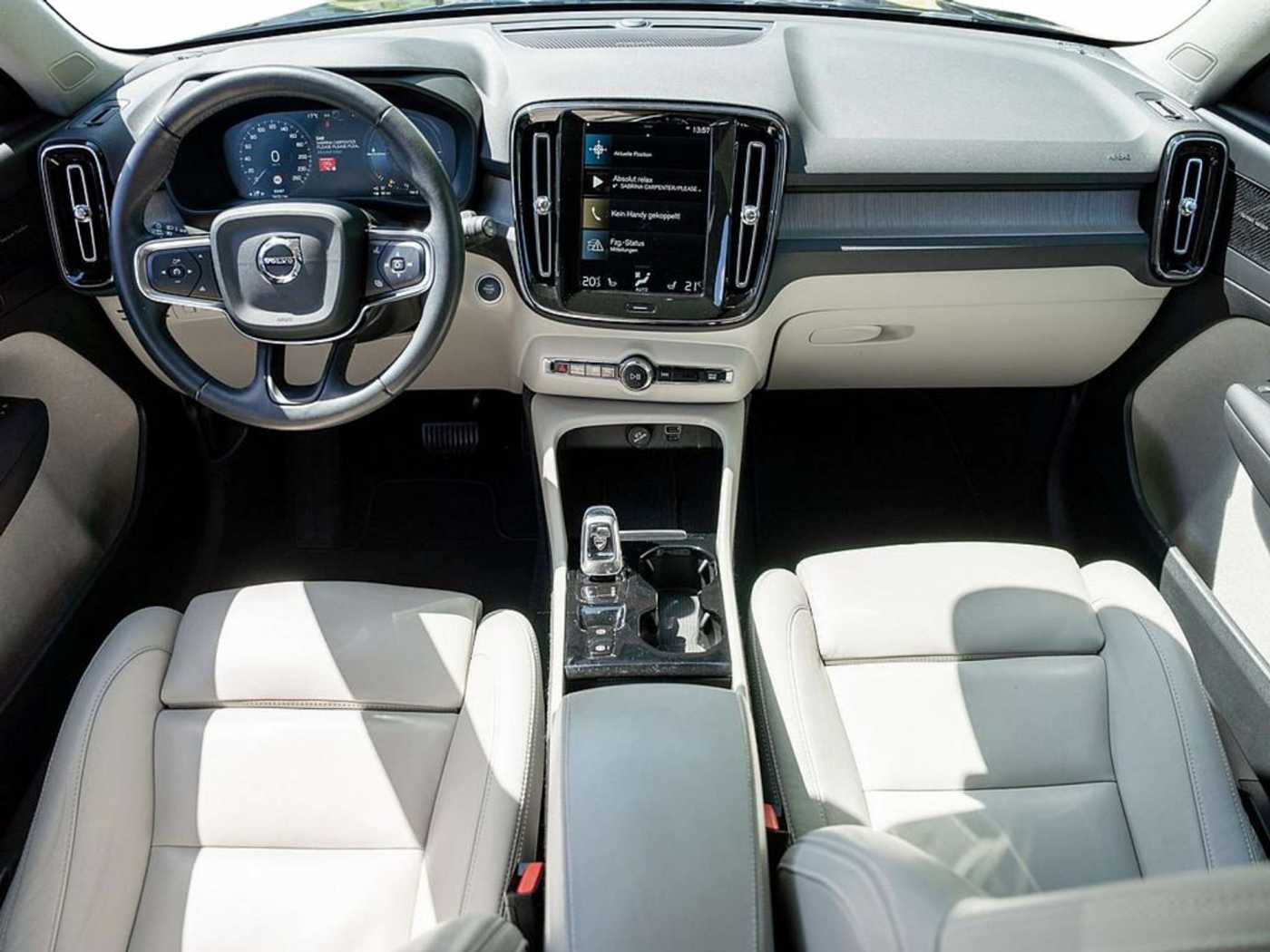 Volvo  T5 Inscription Recharge STANDHZ 360°