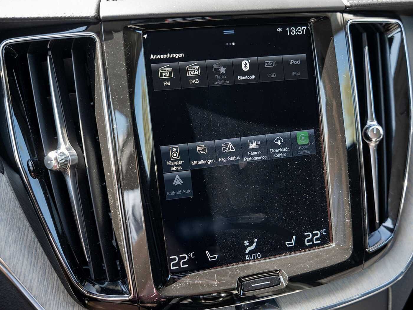 Volvo  D4 FWD Inscription H/K KAMERA NAVI AHK