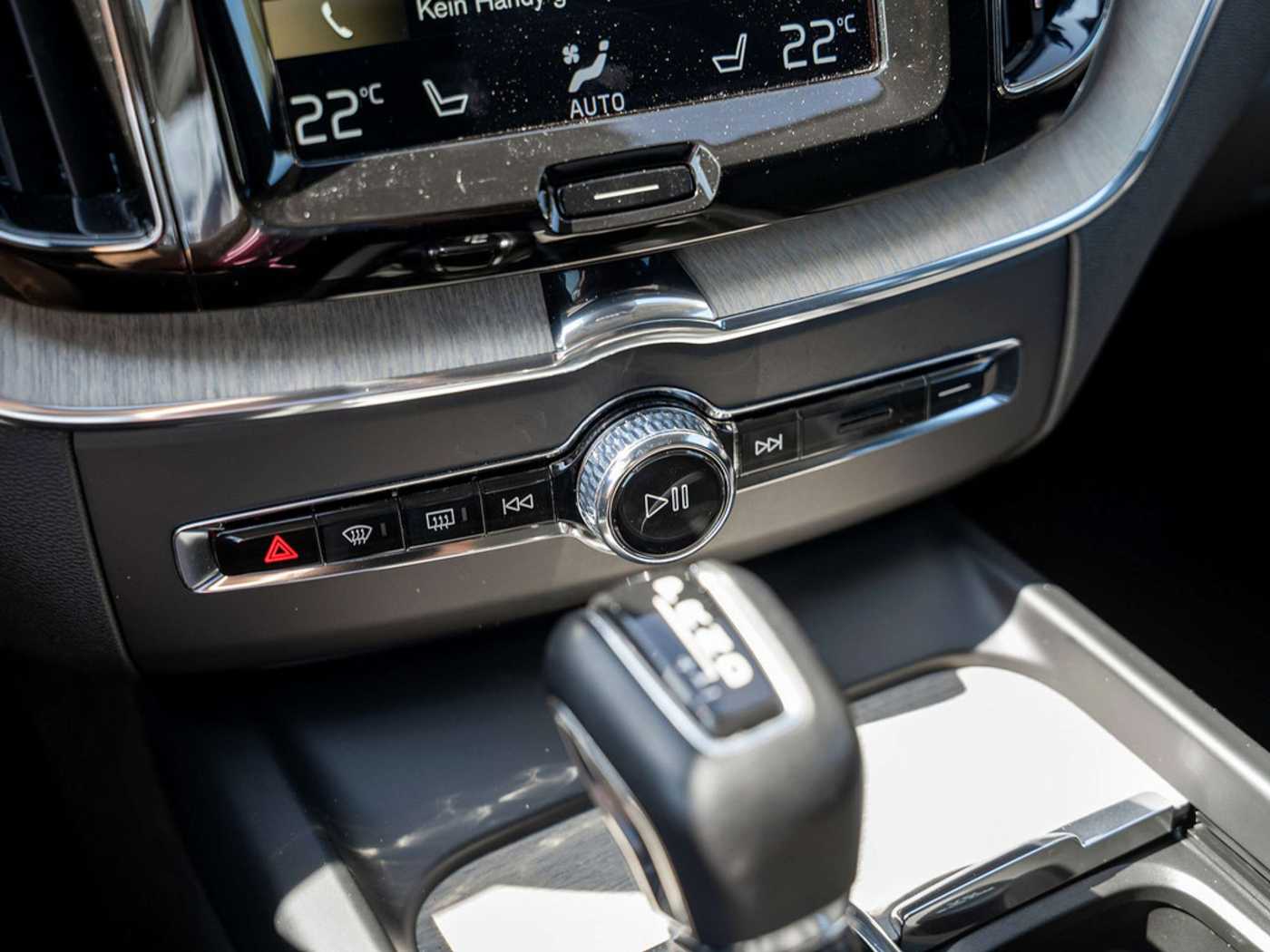 Volvo  D4 FWD Inscription H/K KAMERA NAVI AHK