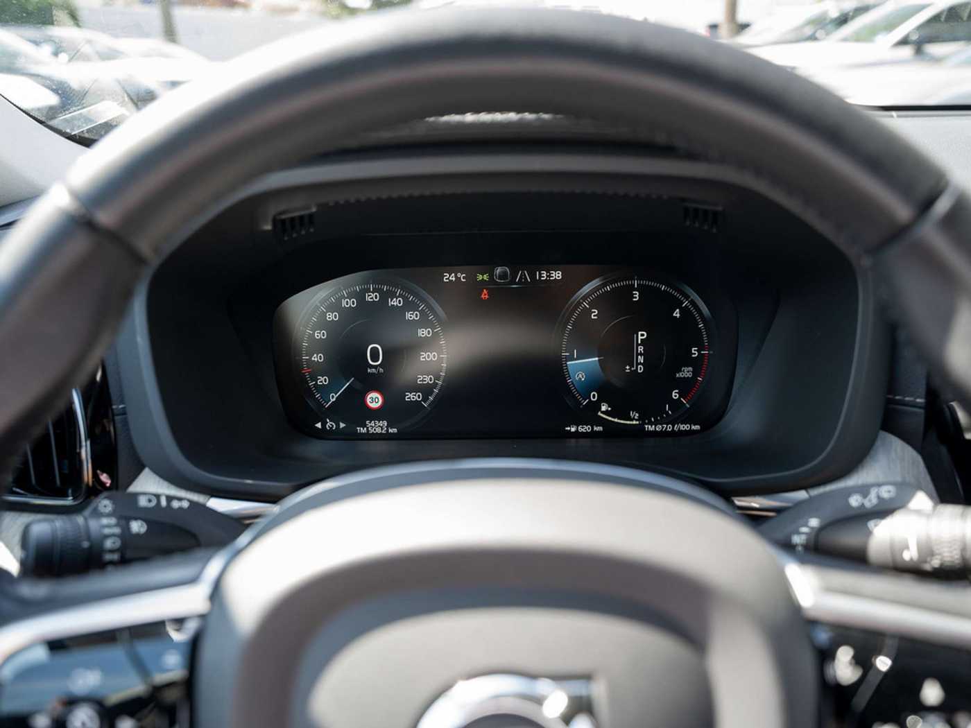 Volvo  D4 FWD Inscription H/K KAMERA NAVI AHK