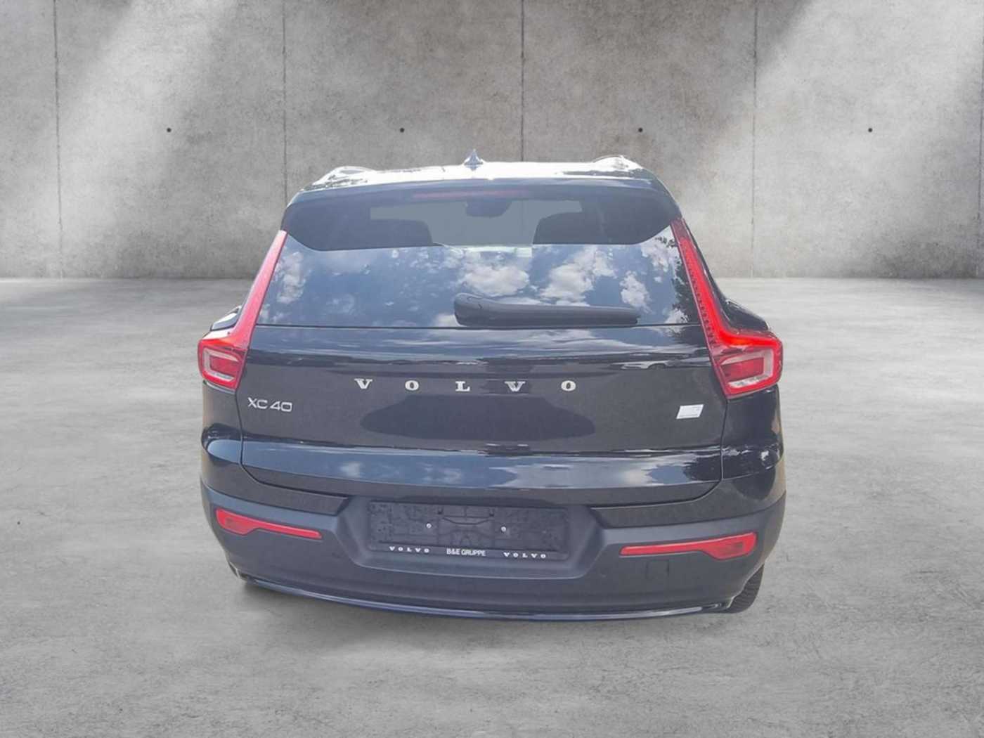 Volvo  T5 Plus Dark Plug-In Hybrid STANDHZ ACC