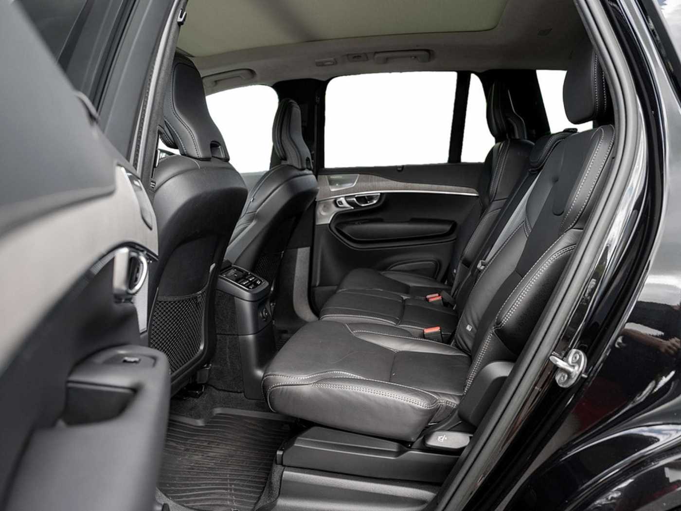 Volvo  Recharge T8 AWD Ultimate Dark