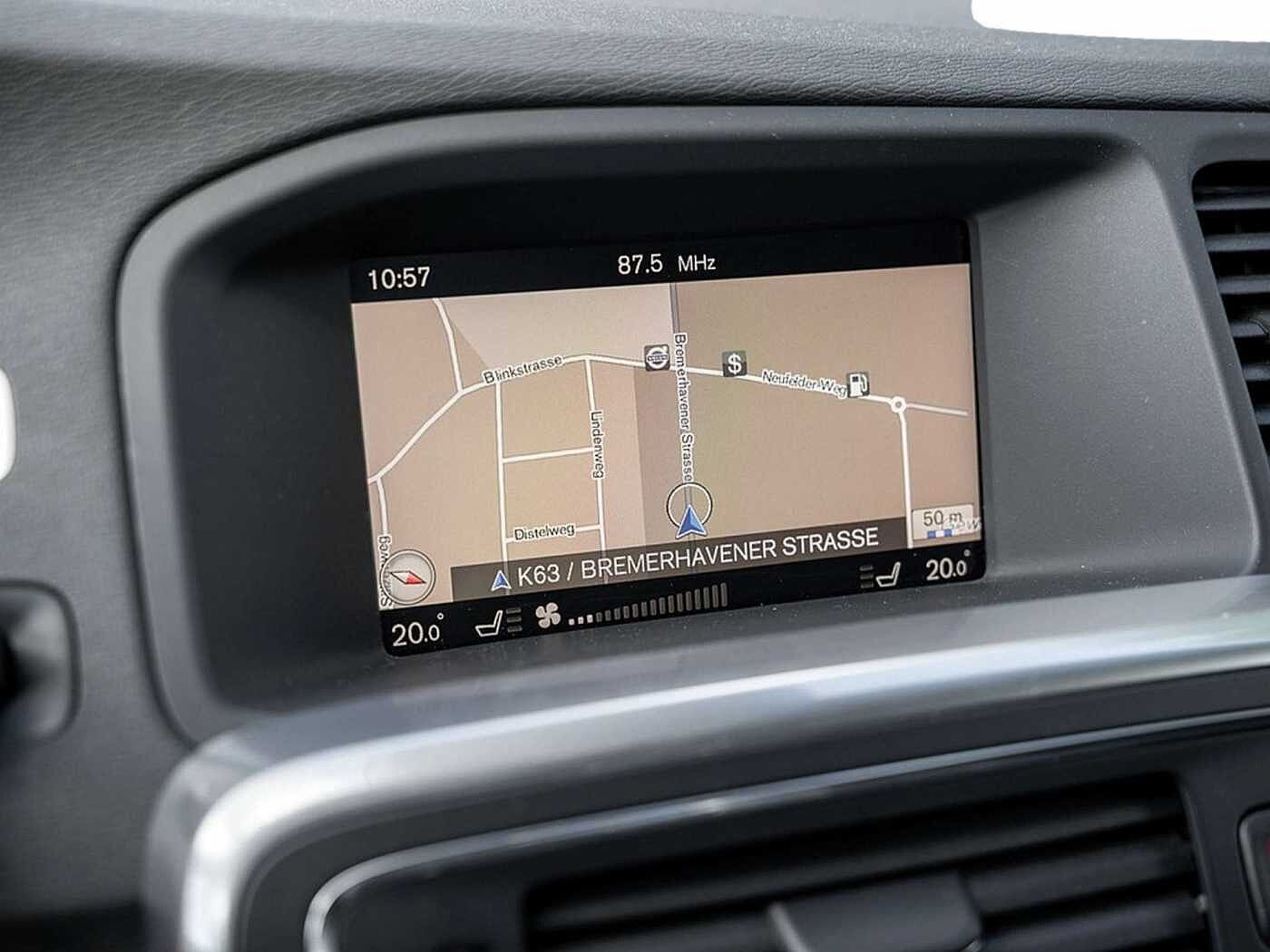 Volvo  T4 Linje Svart ACC BLIS Facel. 1. Hd.