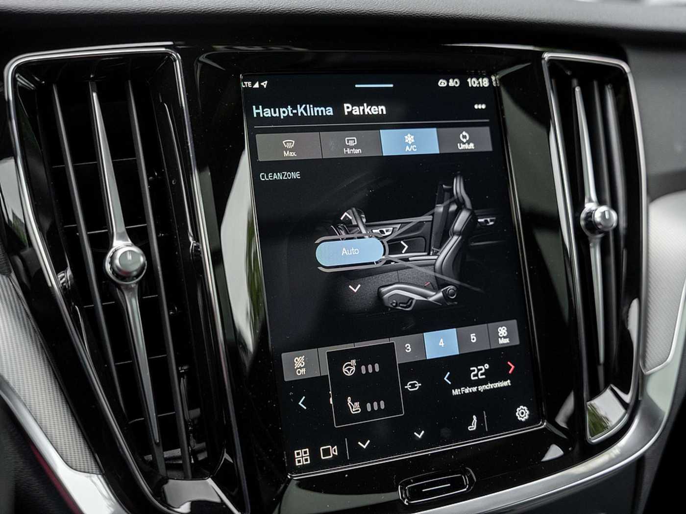 Volvo  T8 Recharge Plus Dark AWD NAVI PANO 360°