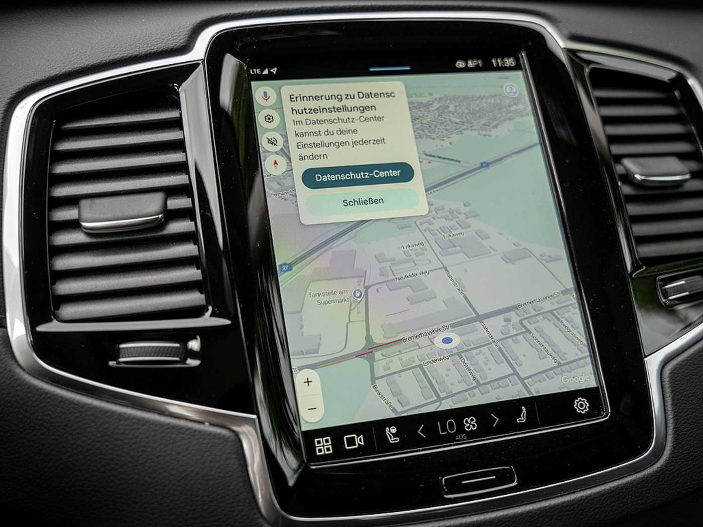 Volvo  T8 Plus Bright Recharge Plug-In Hybrid AWD