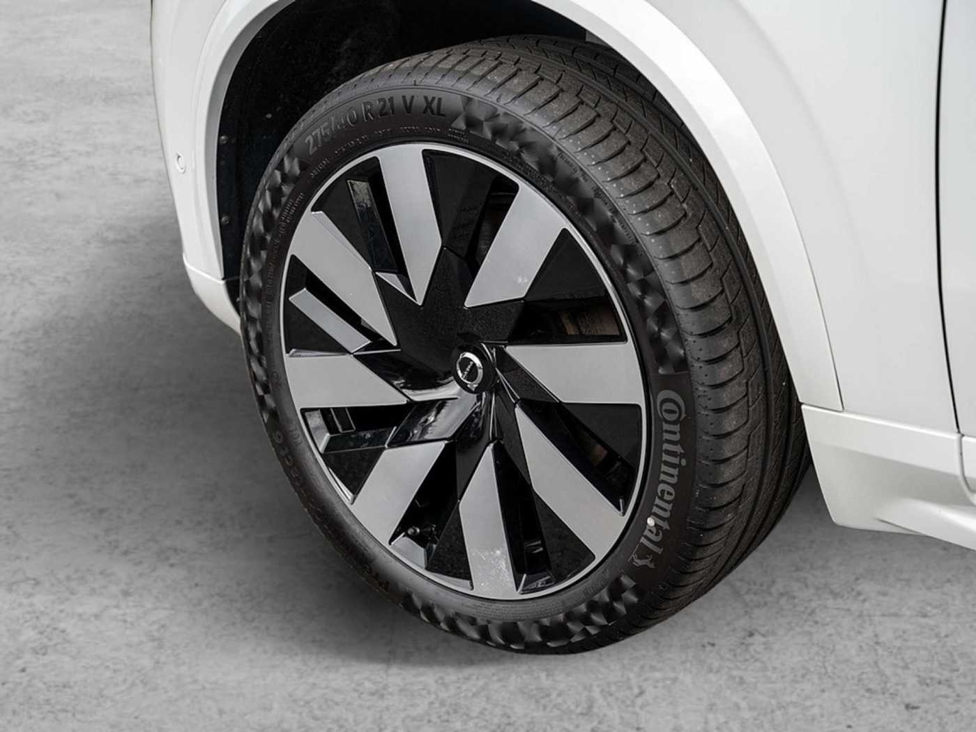 Volvo  T8 Plus Bright Recharge Plug-In Hybrid AWD