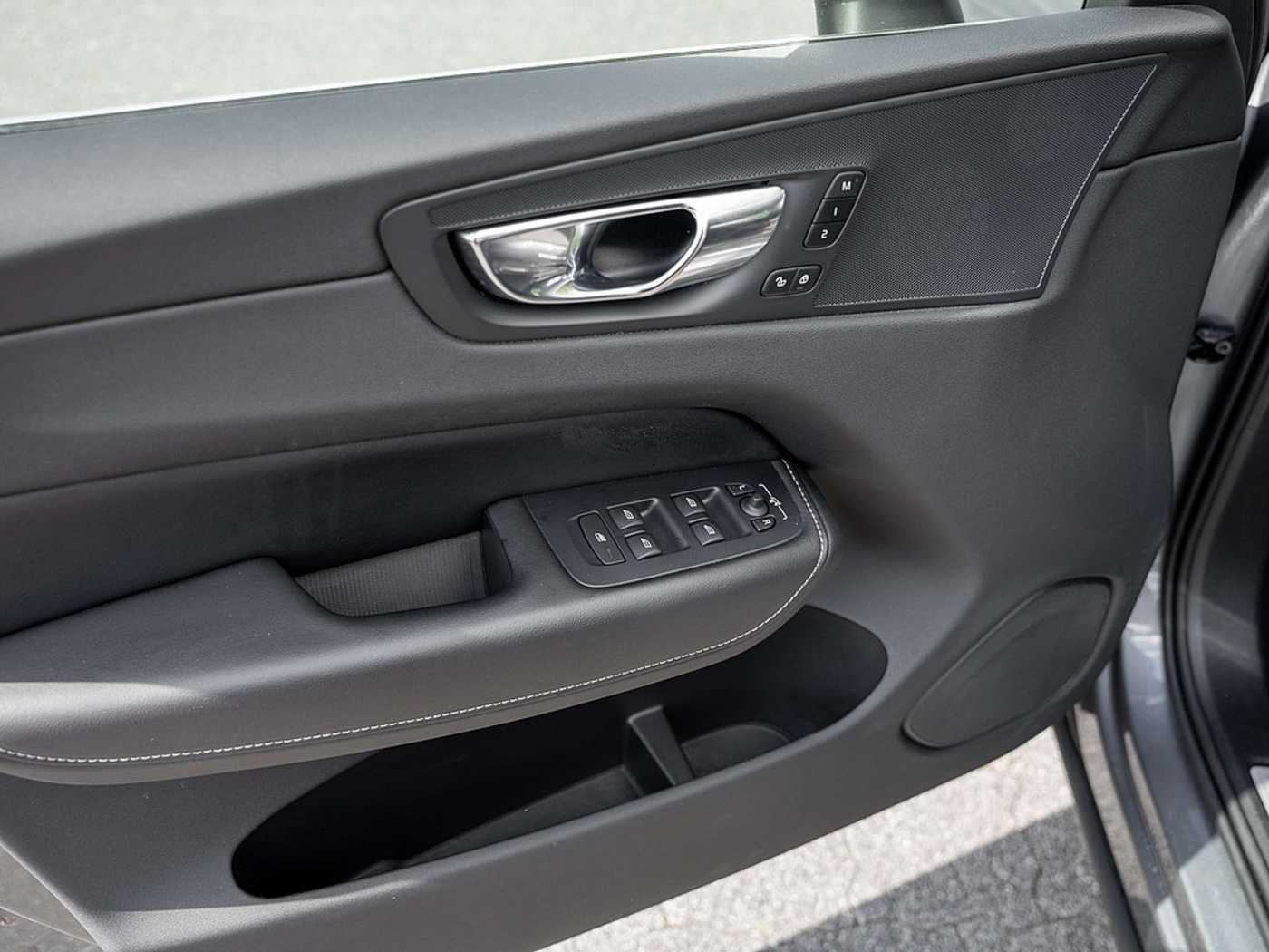 Volvo  D4 Inscription 2WD STANDHZ AKTIVSITZE