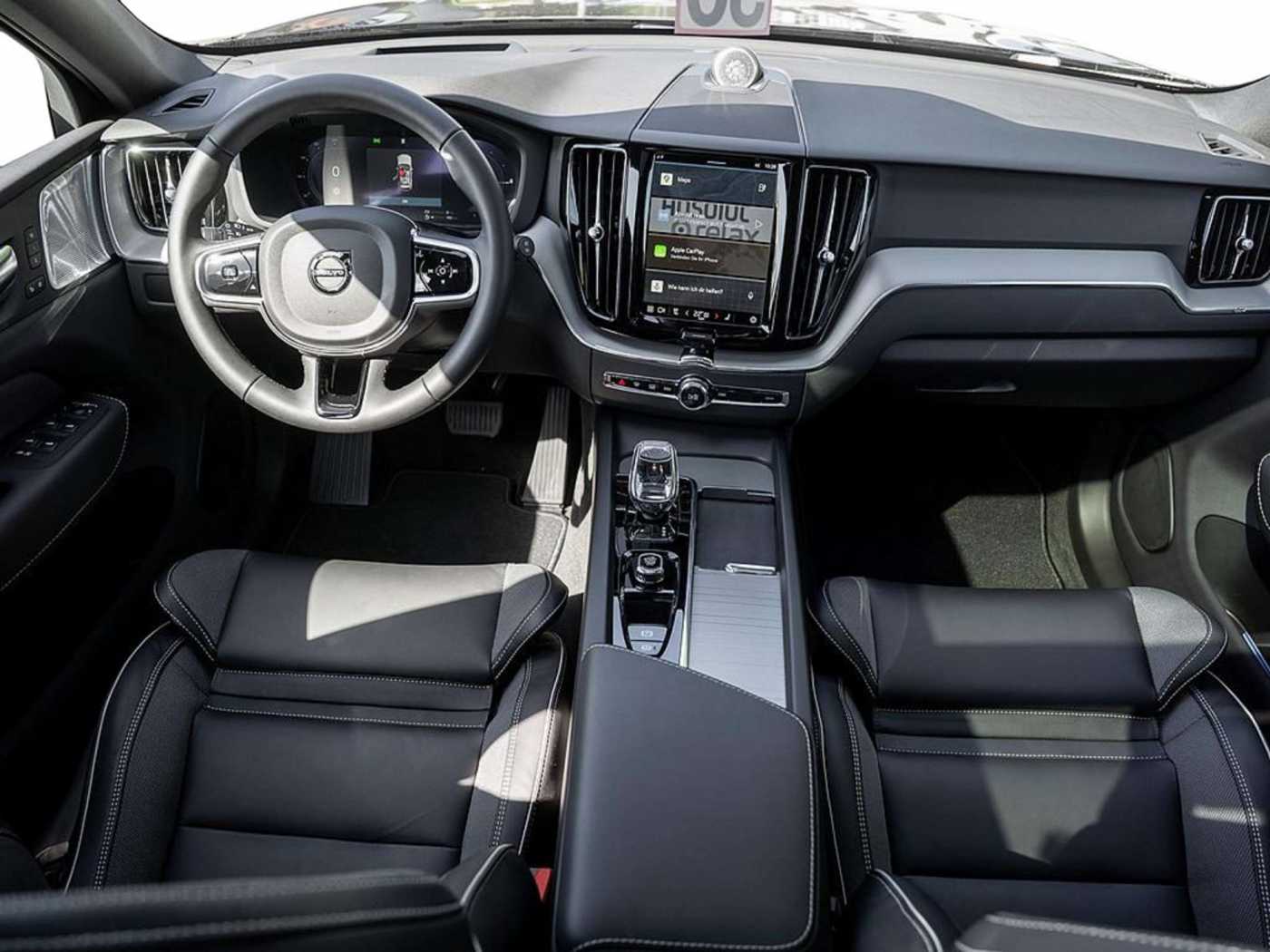 Volvo  T8 Plus Black Edition Recharge Plug-In Hybrid AWD