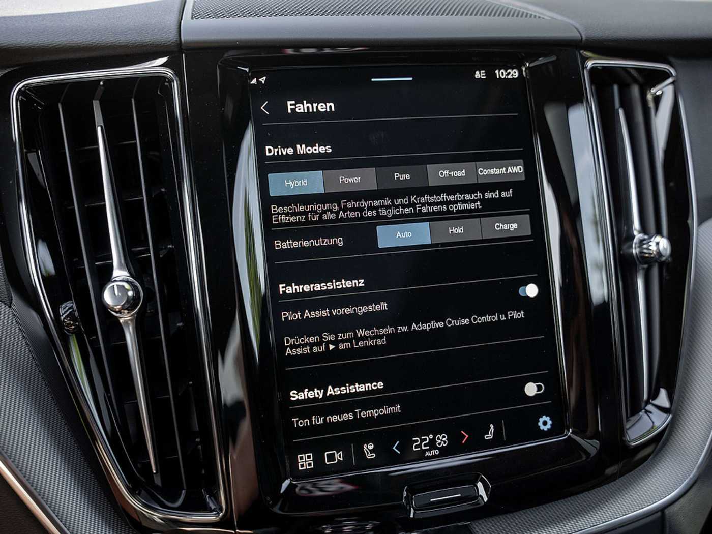 Volvo  T8 Plus Black Edition Recharge Plug-In Hybrid AWD