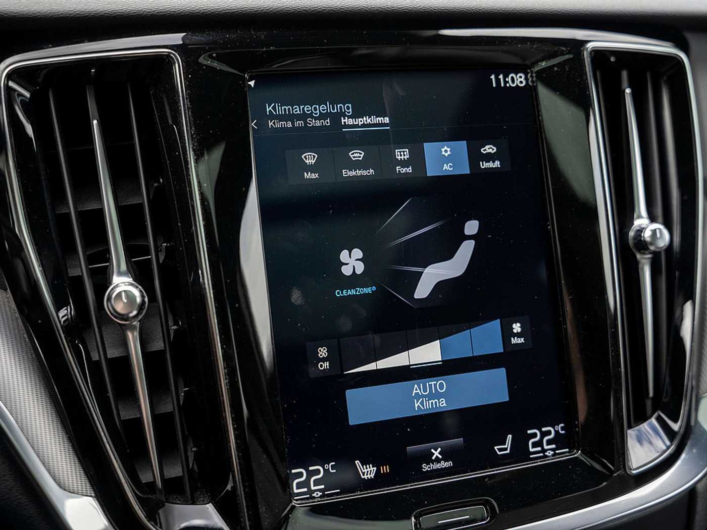 Volvo  T4 R-Design Pano AHK KAMERA MEMORY