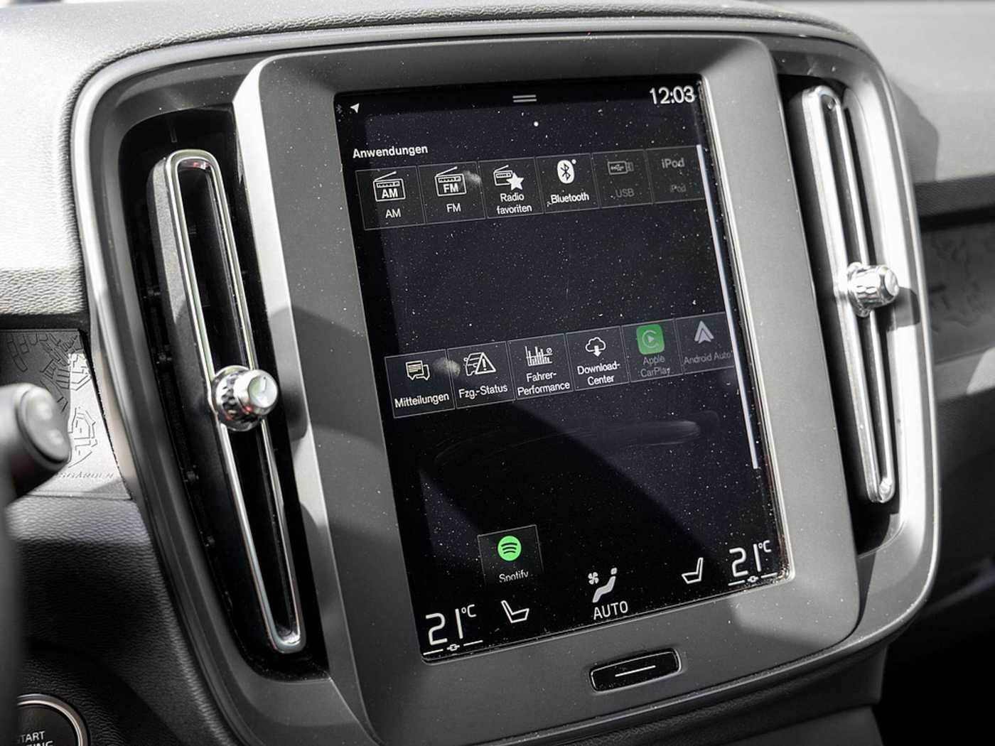 Volvo  T3 SHZ KAMERA NAVI LED SCHEINWERFER