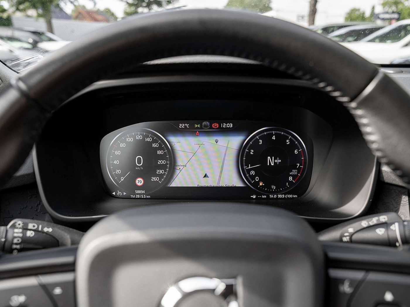Volvo  T3 SHZ KAMERA NAVI LED SCHEINWERFER