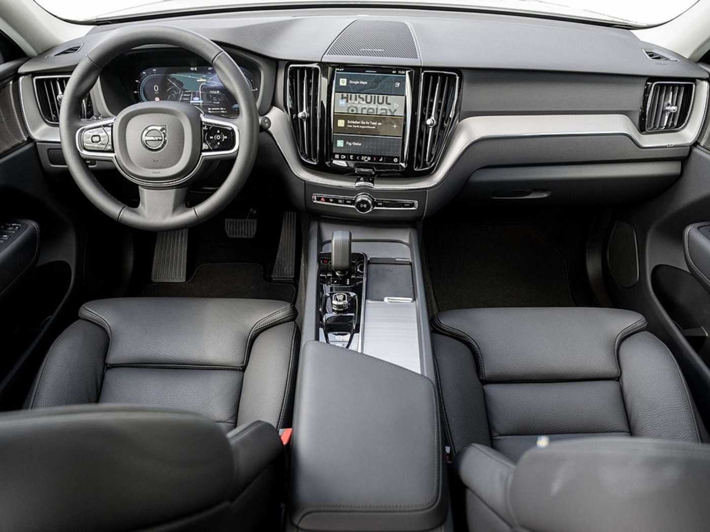 Volvo  T6 Plus Dark Recharge Plug-In Hybrid AWD