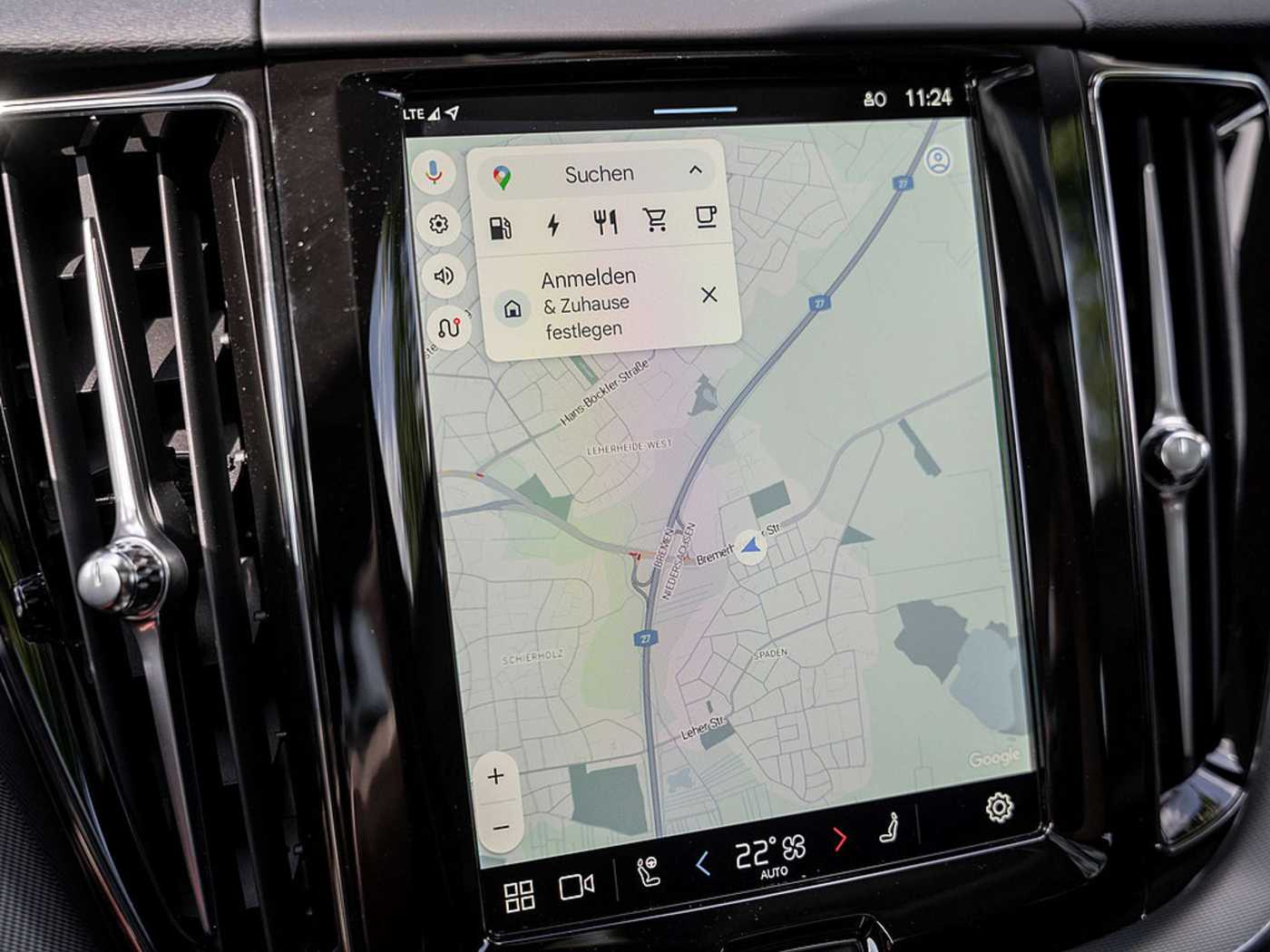 Volvo  T6 Plus Dark Recharge Plug-In Hybrid AWD