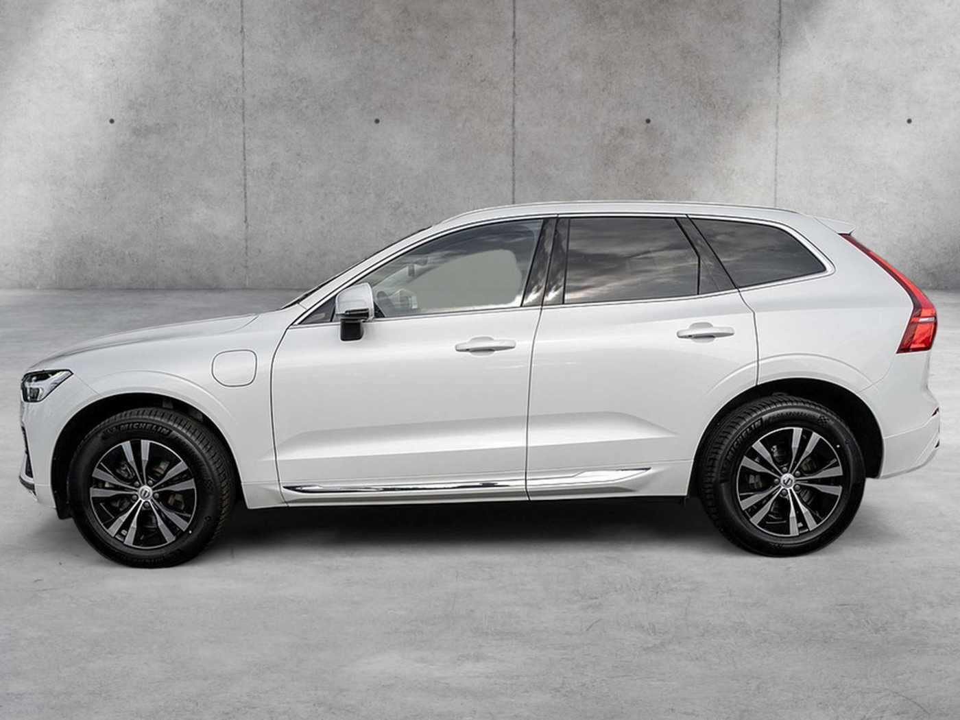 Volvo  T6 Inscription Expression Recharge AWD