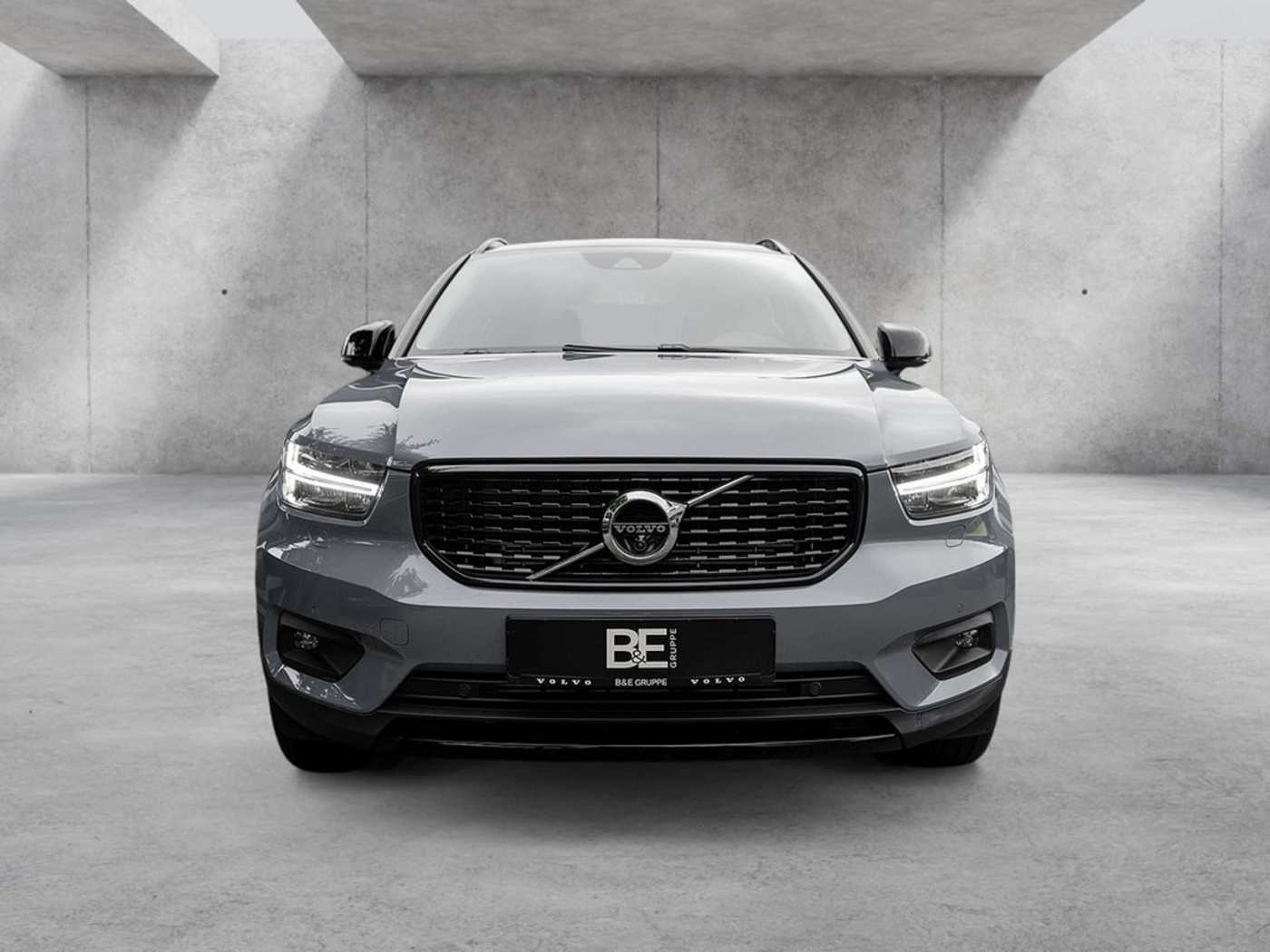 Volvo  T5 Twin Engine R-Design Expression 360°