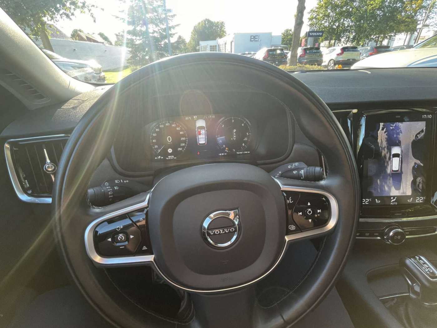 Volvo  D5 AWD Vmax u. Polestar-Lei